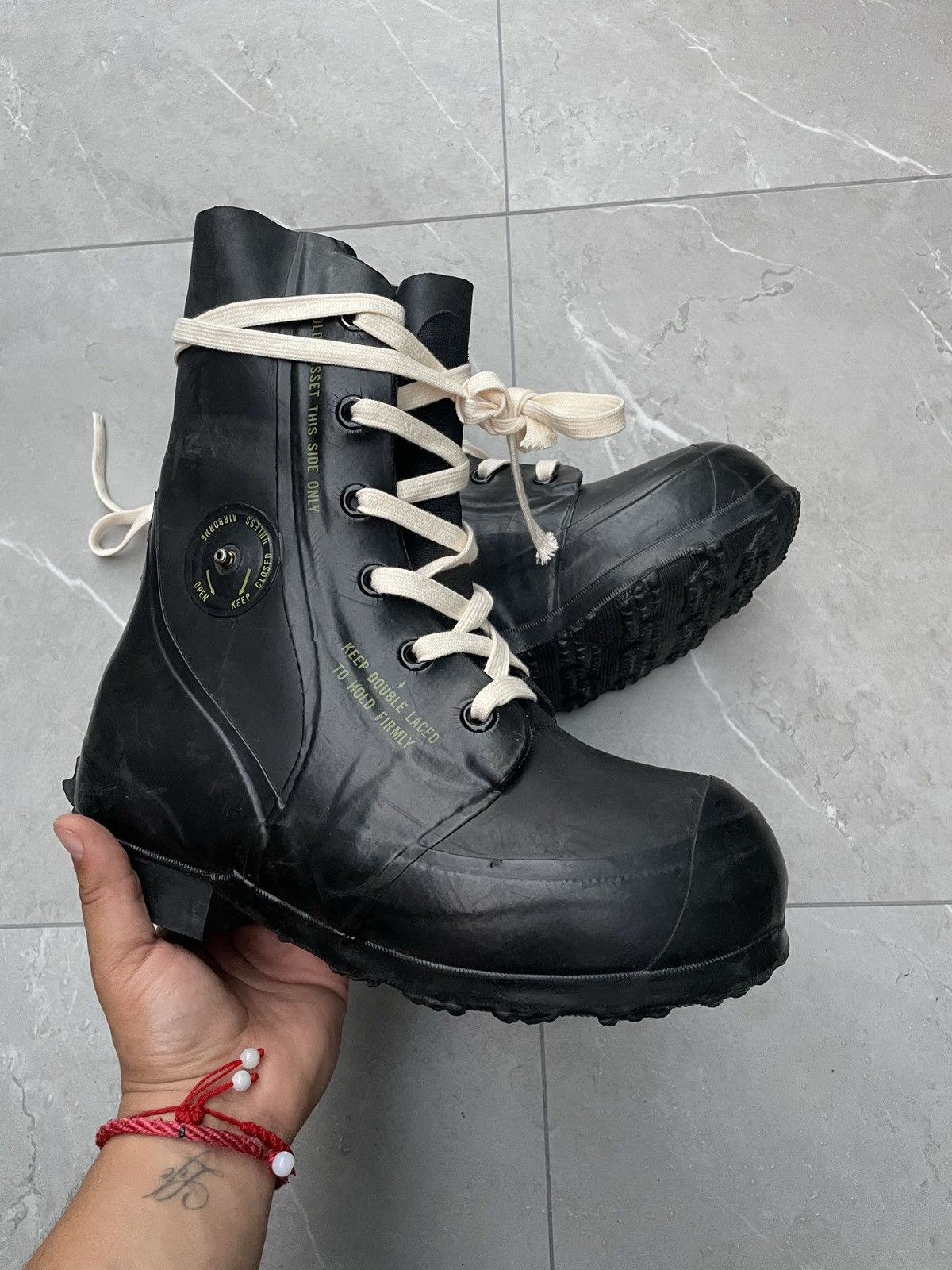 Vintage 1970s Vintage Bata Rubber Bunny / Mickey Boots Size US 8.5 / EU 41-42 - 14 Thumbnail
