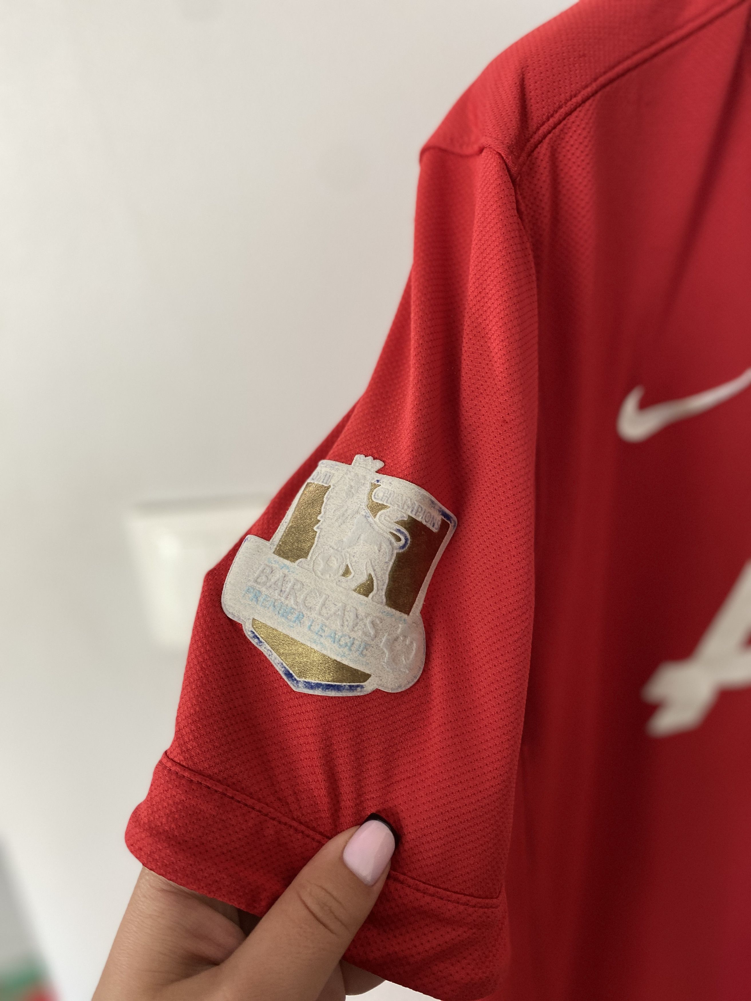 Nike MANCHESTER UNITED 2011/12 SOCCER HOME JERSEY #23 CLEVERLEY Size US L / EU 52-54 / 3 - 4 Thumbnail