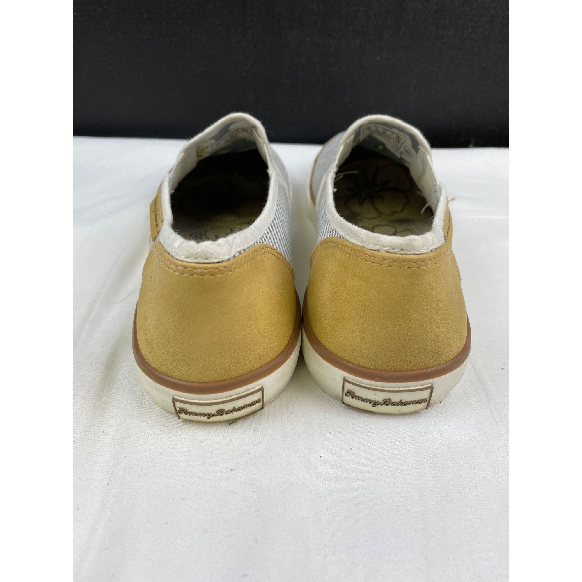 Tommy Bahama Tommy Bahama Women's White Striped/Yellow Shoes/ Slip on Siz Size US 9.5 / IT 39.5 - 5 Thumbnail