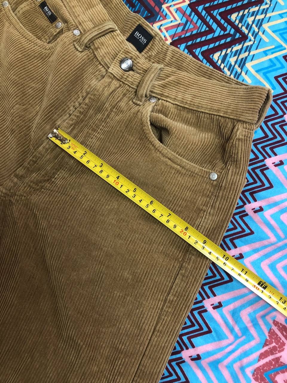 Hugo Boss × Vintage Vintage Hugo Boss Jeans Velvet Chino Pants Size US 32 / EU 48 - 15 Thumbnail