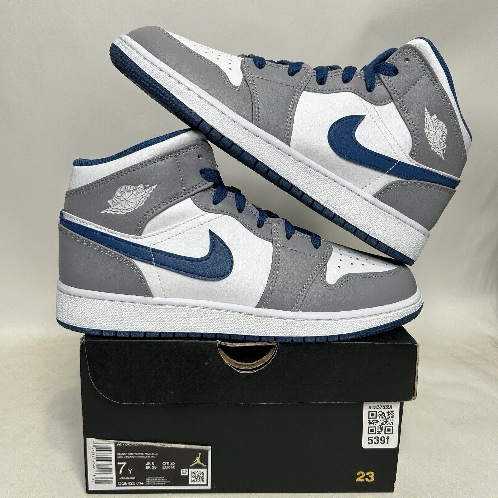 Nike Nike Air Jordan 1 Mid GS “Cement Grey/True Blue" 2024 Size US 8.5 / IT 38.5 - 1 Thumbnail