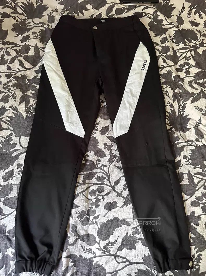 Versace Versace Black and white color-blocked legged slacks Size US 32 / EU 48 - 1 Thumbnail
