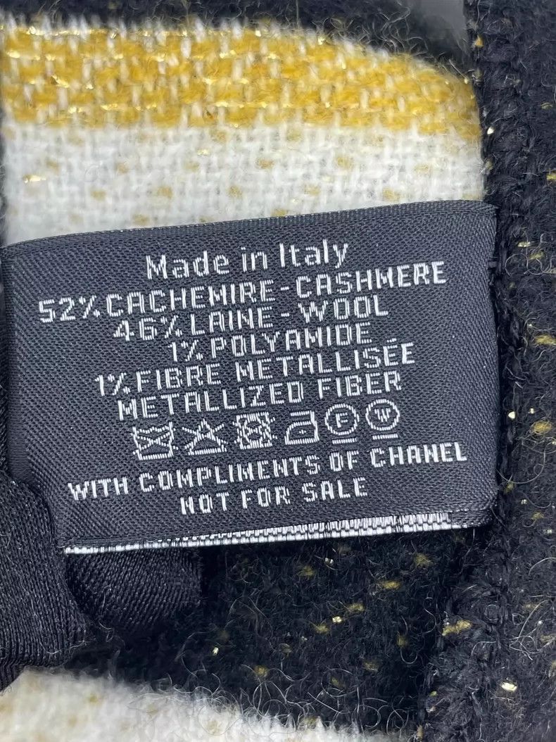 Chanel Chanel Boucle Scarf with Camellia Design -2505 Size ONE SIZE - 5 Thumbnail