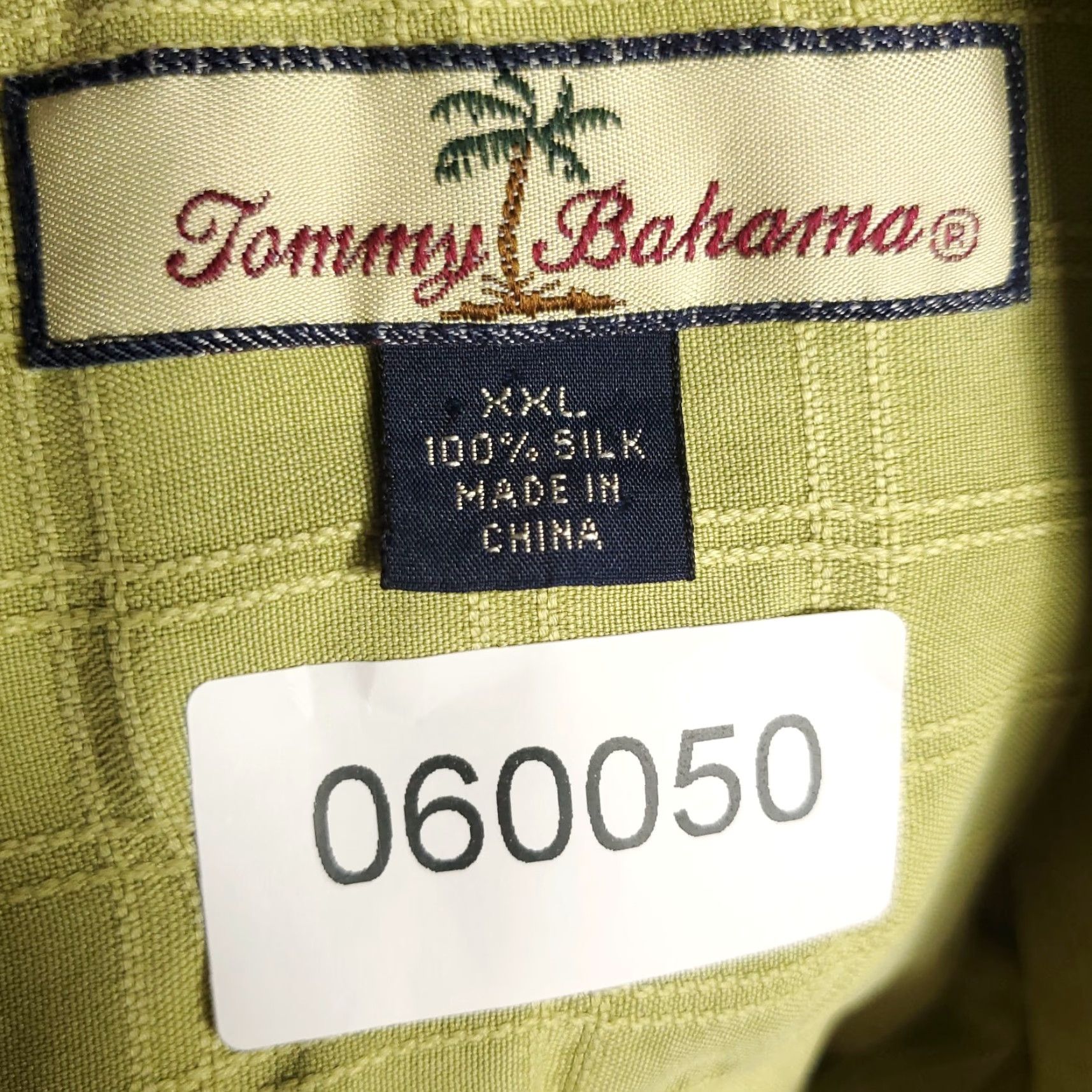 Tommy Bahama Tommy Bahama Shirt Mens 2XL Green Plaid Silk Button-Up Short Sleeve Hawaiian Aloha Beach Casual Formal Vintage No (Wait—need ensure no extra words) Size US XXL / EU 58 / 5 - 7 Thumbnail
