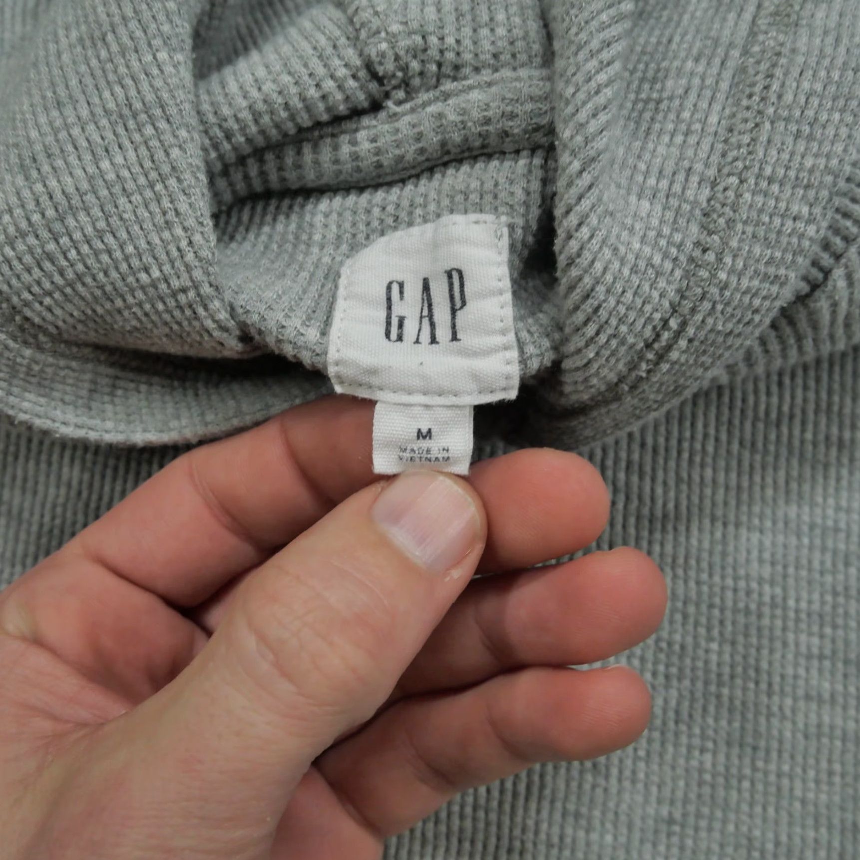 Gap Gap Hoodie Pullover Adult Medium Grey Wool? No, Cotton, Polyester Hooded Regular Mens Shirt Size US M / EU 48-50 / 2 - 3 Thumbnail