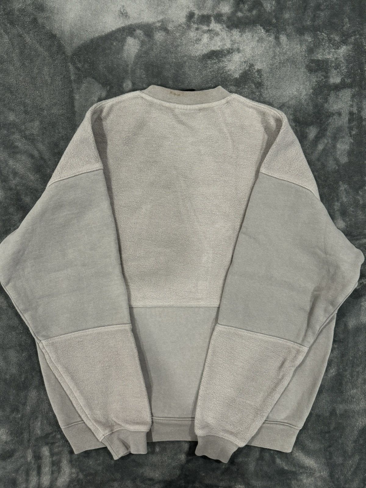 Kith KITH PANELED CREWNECK - MONUMENT Size US XS / EU 42 / 0 - 2 Thumbnail