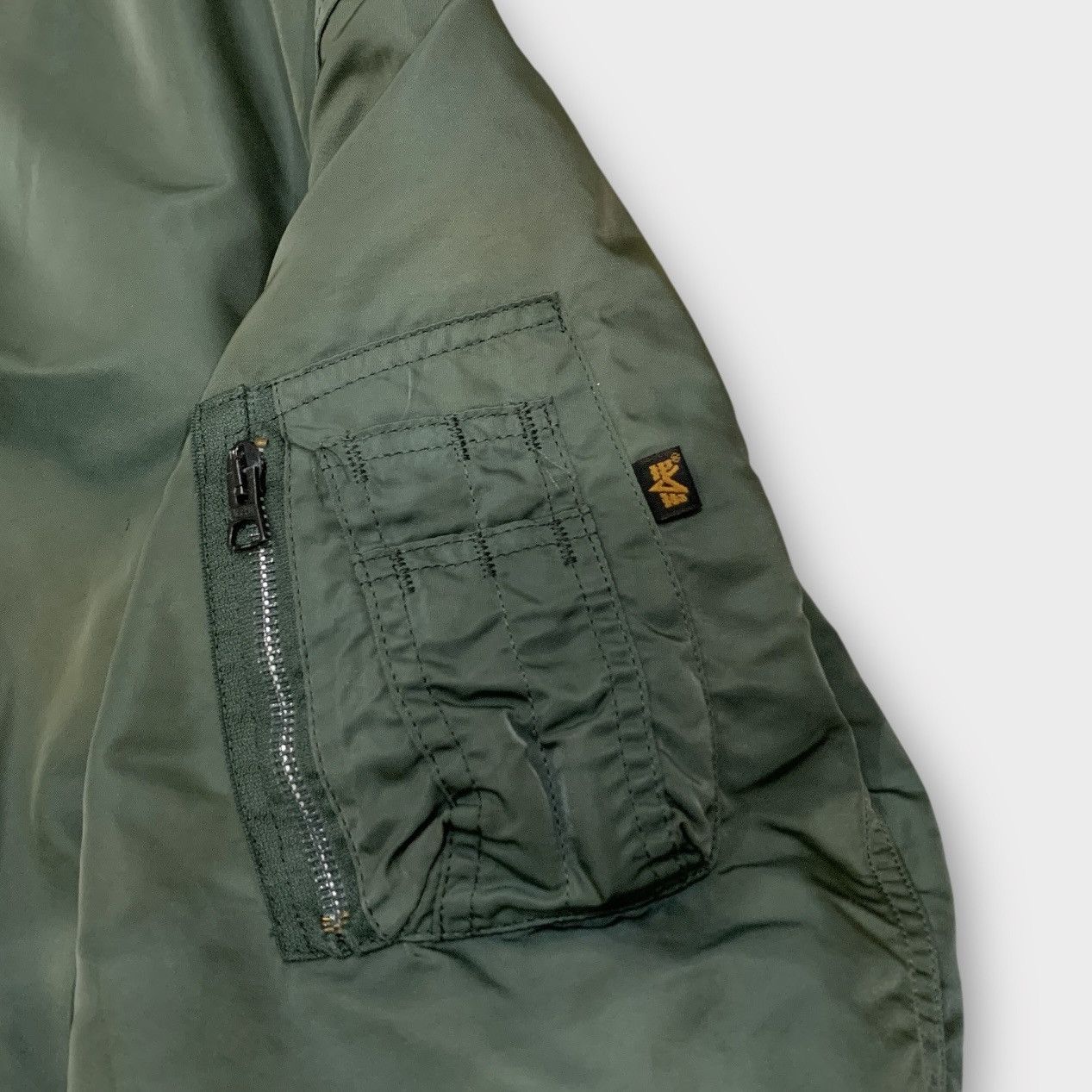 Alpha Industries Vintage USAF MA 1 Reversible Flight Bomber Jacket Size US M / EU 48-50 / 2 - 10 Thumbnail