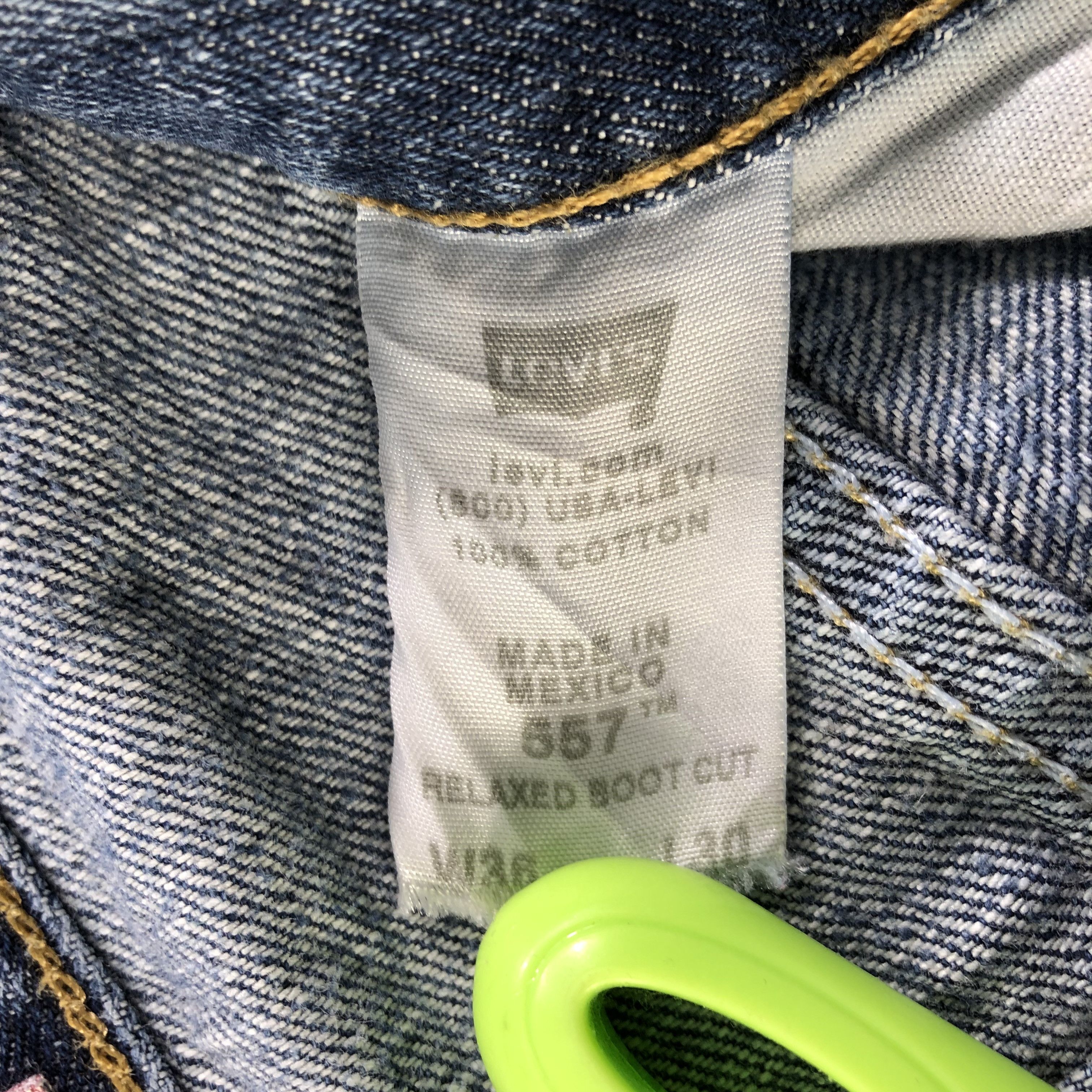 Levi's Vintage Blue Wash Levis 557 Flare Jeans-J4451 Size US 38 / EU 54 - 11 Thumbnail