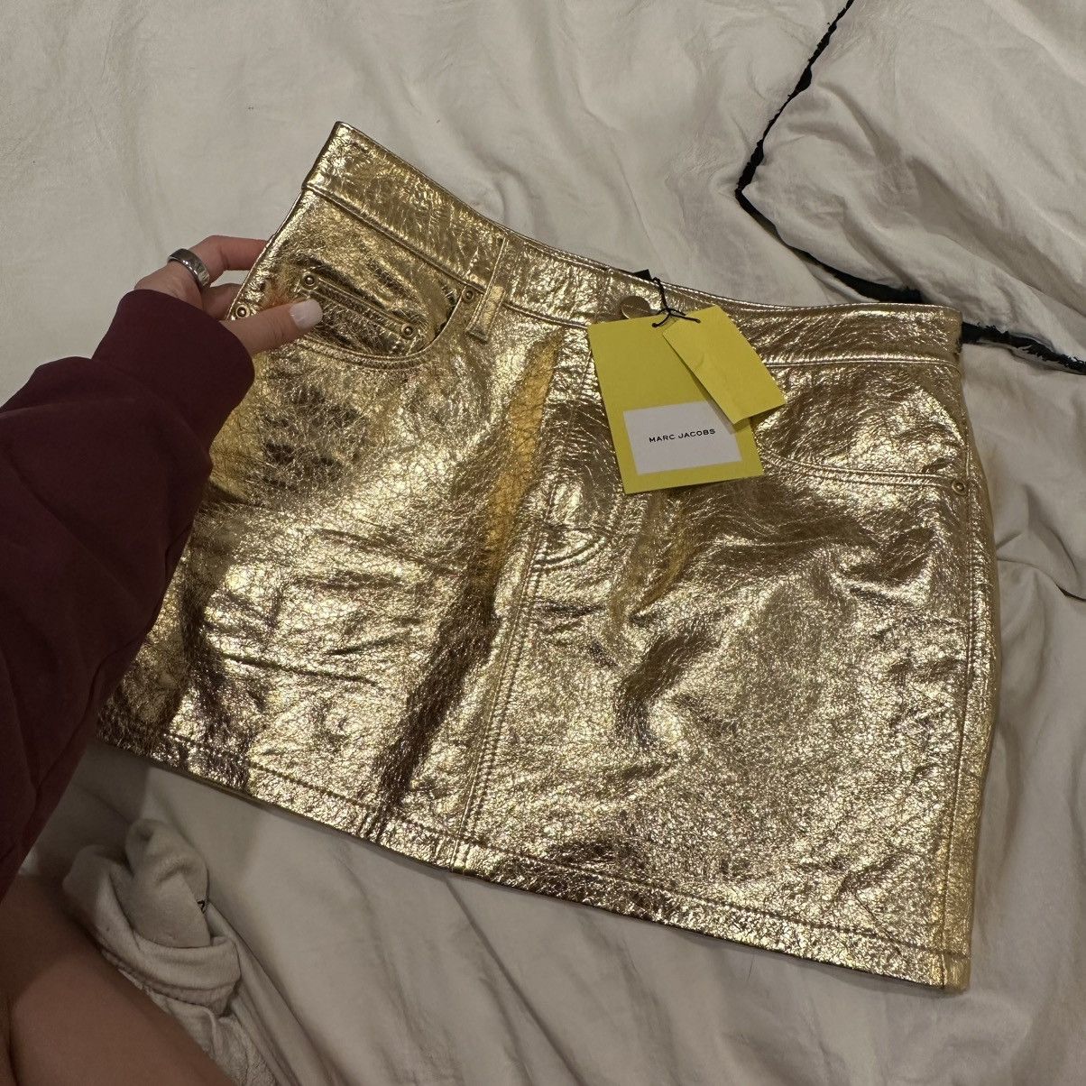 Marc Jacobs NWT! Marc Jacobs Gold Leather Skirt Size 25" / US 0 / IT 36 - 6 Thumbnail