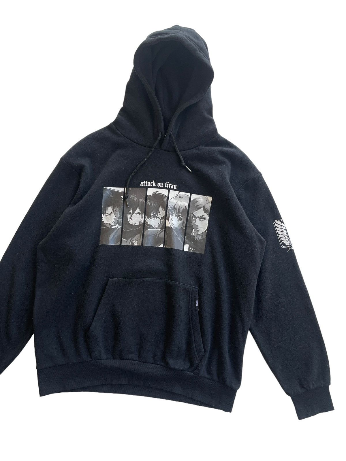 Cartoon Network Japan Anime Attack On Titan Character Hoodies Size US L / EU 52-54 / 3 - 3 Thumbnail