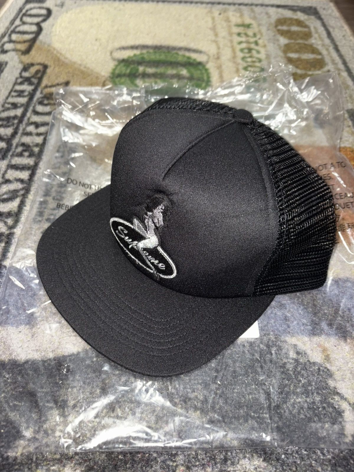 帽子 Supreme Pinup Mesh Back 5-Panel \"Black Supreme Pinup Mesh Back 5-Panel (FW25) - $48