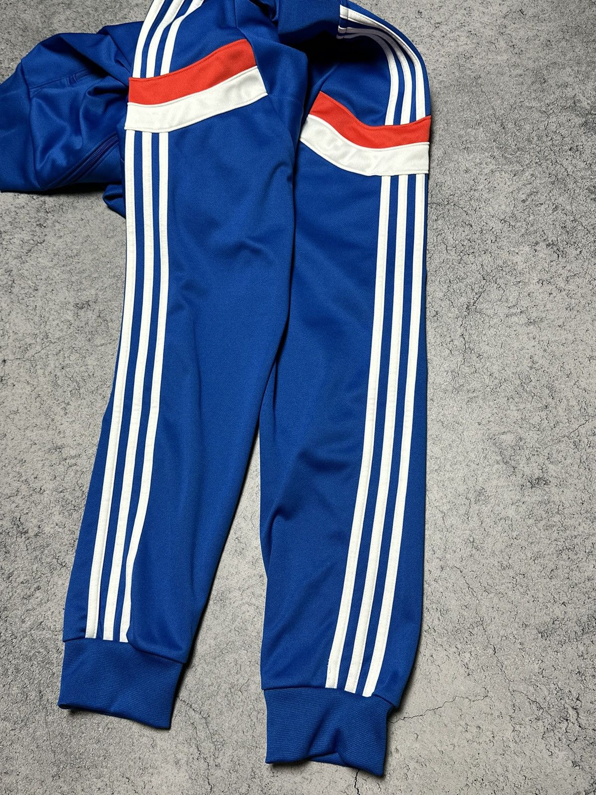 Adidas Adidas Blue Zip Track Jacket Size US L / EU 52-54 / 3 - 7 Thumbnail