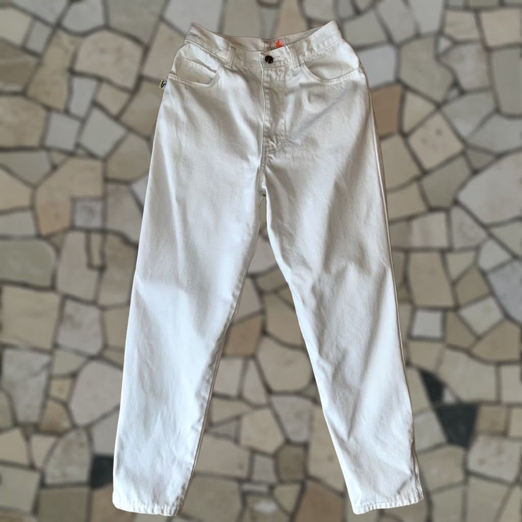 Vintage VINTAGE Sasson White Denim Jeans Zip Ankle High Waisted Womens 6 24 Waist 27 Inseam 1980s Art Deco Glass White Jeans Size 42" / US 20 - 1 Thumbnail