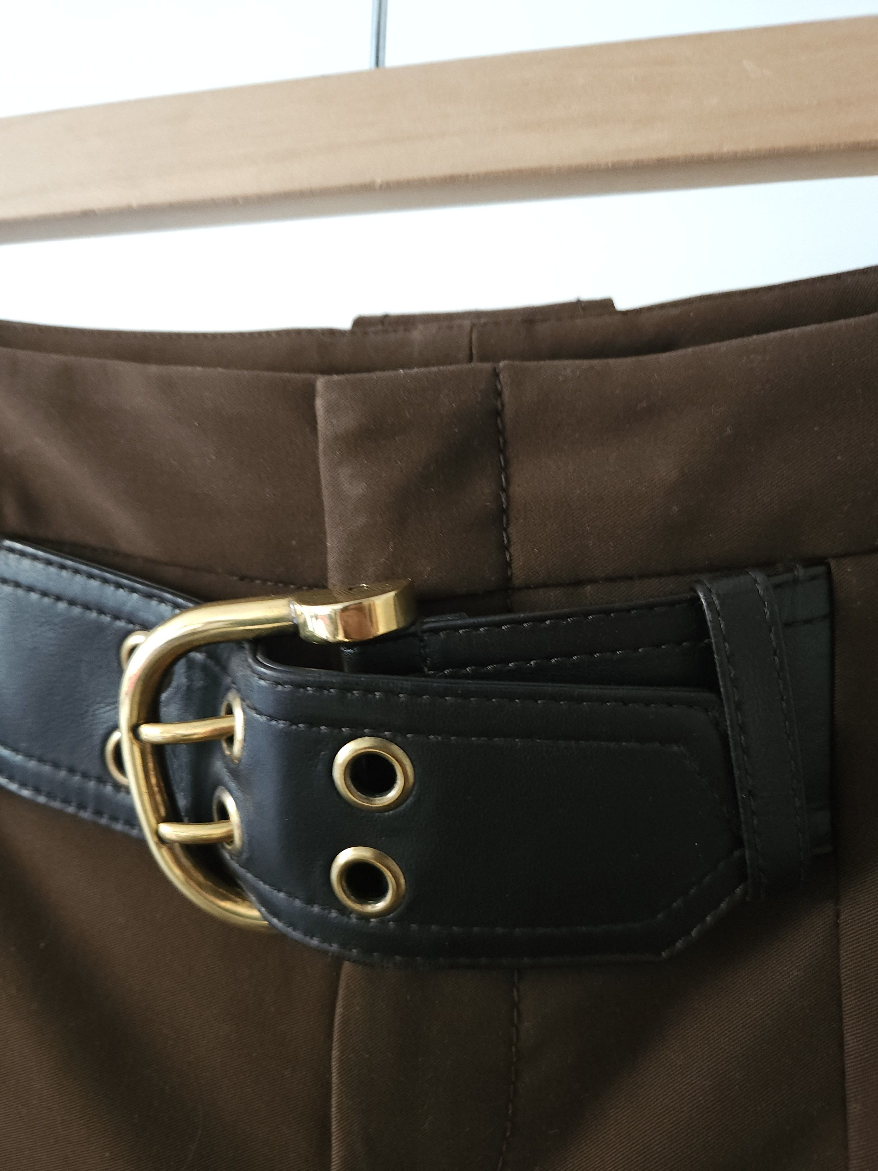 Gucci SS2008 Gucci belted pleated high waisted wide leg shorts Size 27" / US 4 / IT 40 - 5 Thumbnail