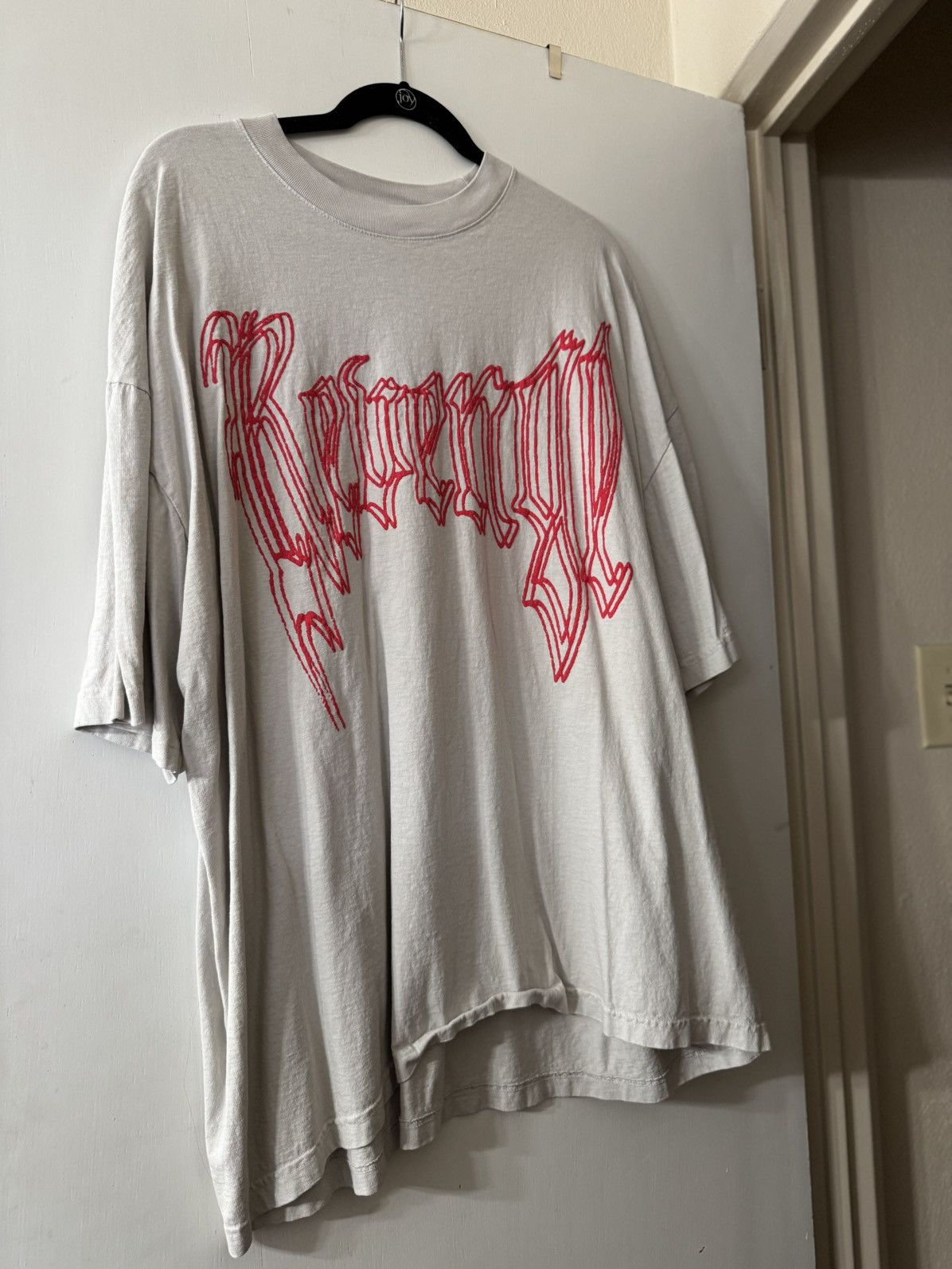 Revenge Grey and red Revenge t-shirt Size US XXL / EU 58 / 5 - 1 Thumbnail