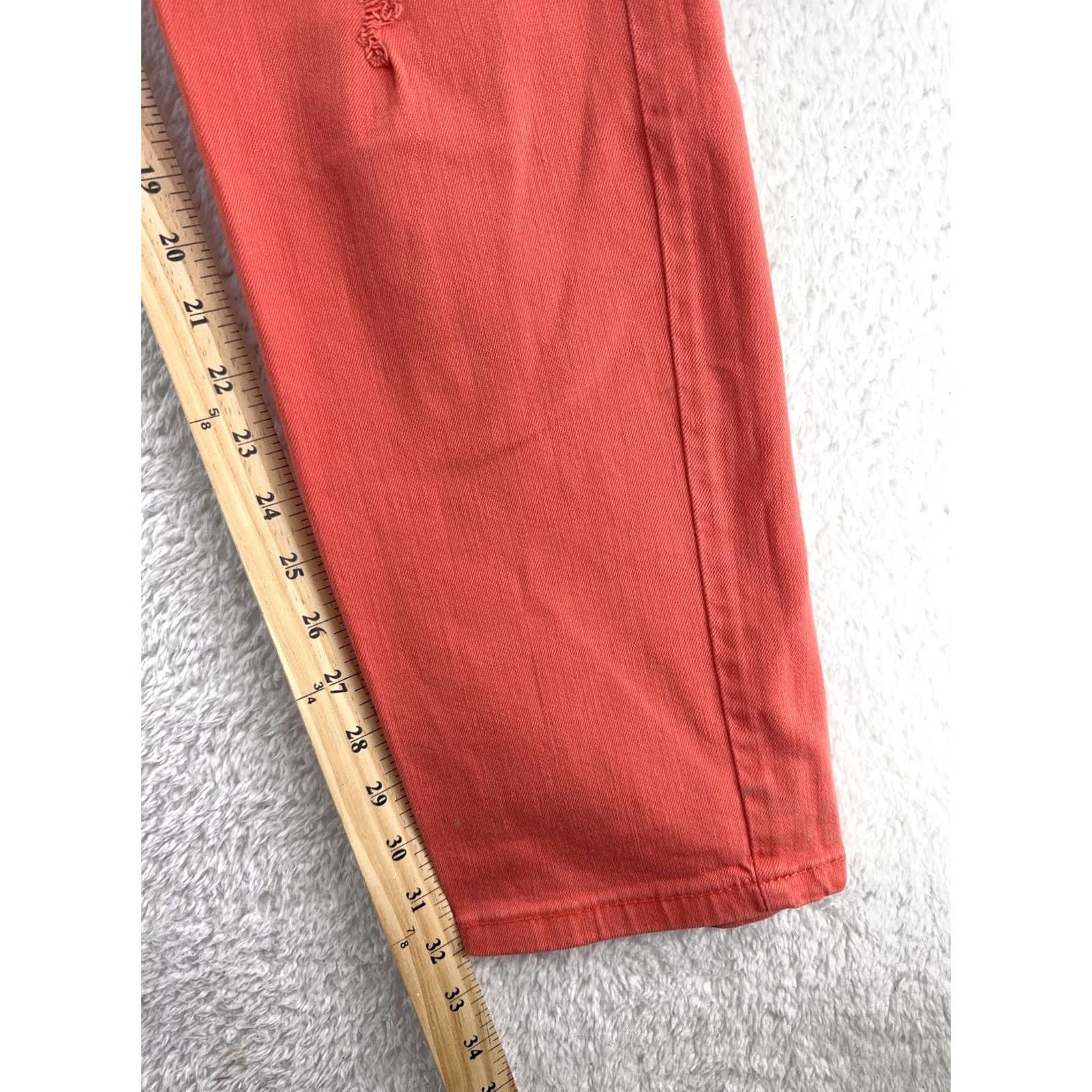 Levi's Levi's 524 Jeans Womens 33 Red Distressed Slim Fit Stretch Denim Skinny Pockets 33 in Inseam 32 in XS? Size 24" / US 00 / IT 34 - 5 Thumbnail