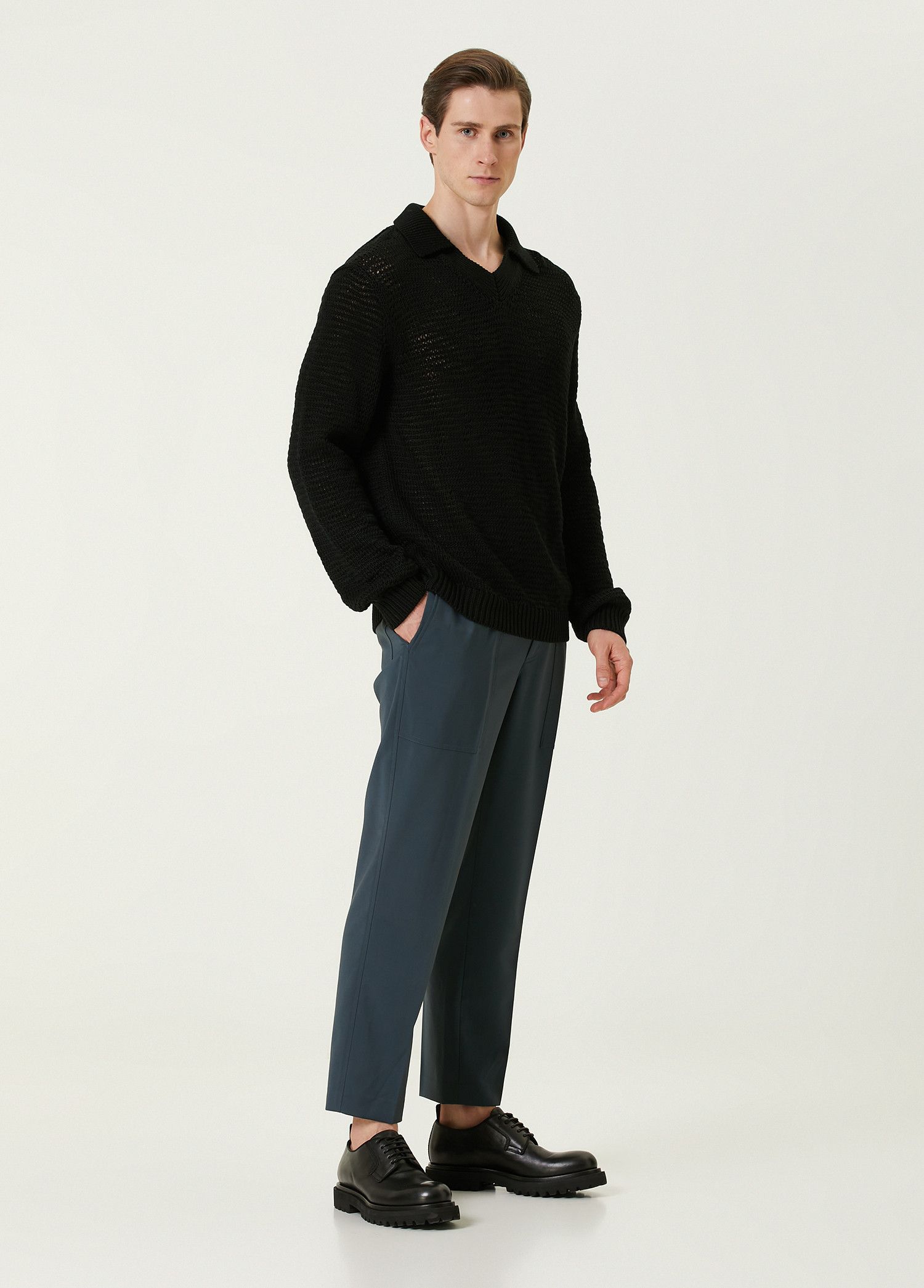 Helmut Lang HELMUT LANG Zach black loosely knit v neck cotton sweater Size US L / EU 52-54 / 3 - 3 Thumbnail