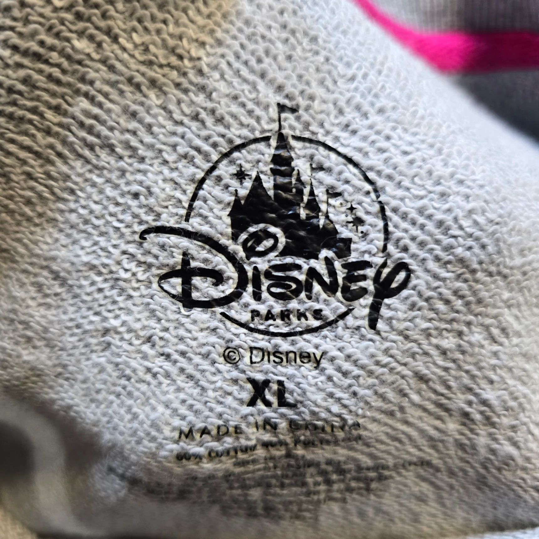 Disney Disney Parks Sweatshirt Women XL Gray Mickey Mouse Retro 80s Pullover Crew Neck Long Sleeve Graphic Print Christmas? Size XL / US 12-14 / IT 48-50 - 4 Thumbnail