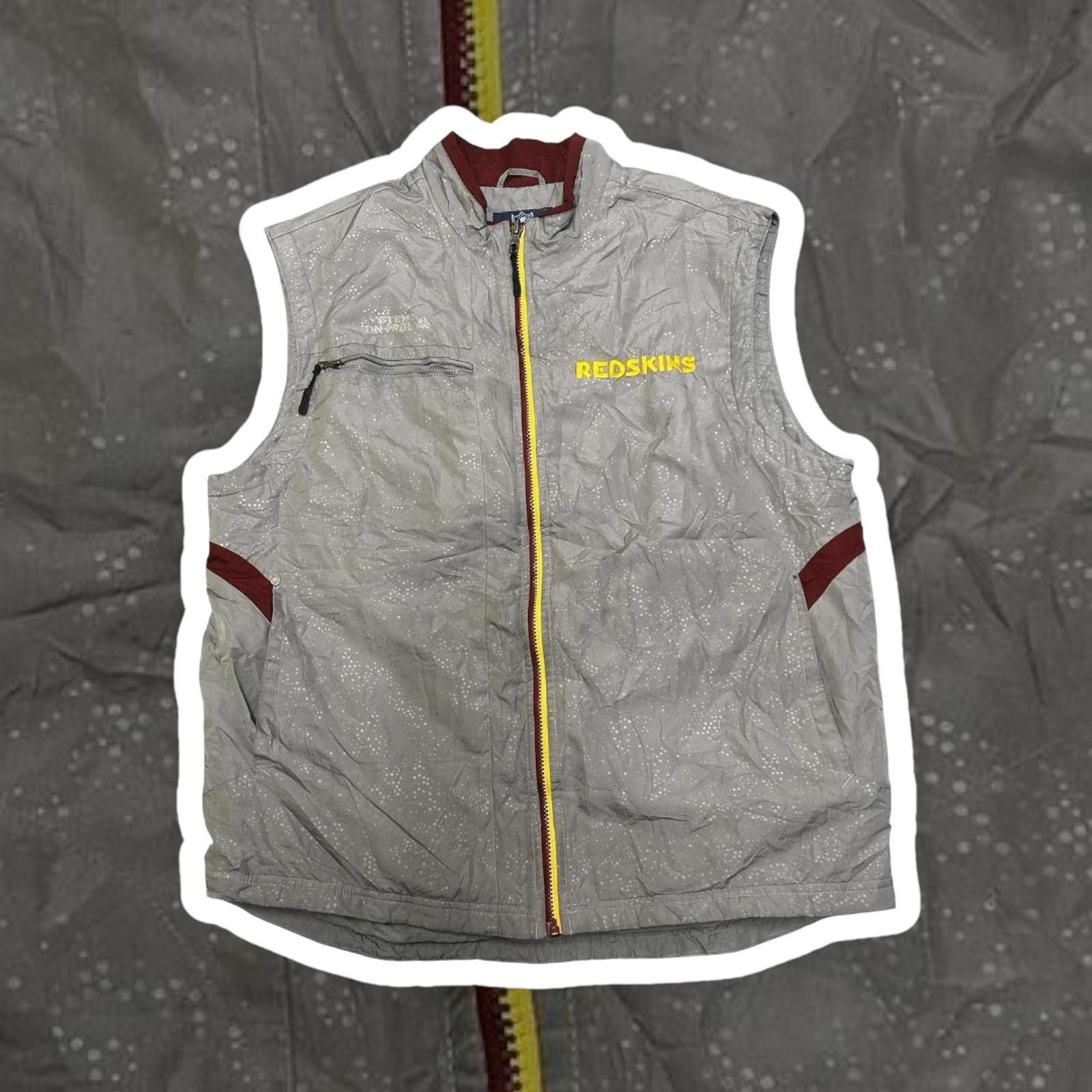 NFL Men's Redskins NFL Vest - Lightweight & Stylish Size US L / EU 52-54 / 3 - 1 Thumbnail
