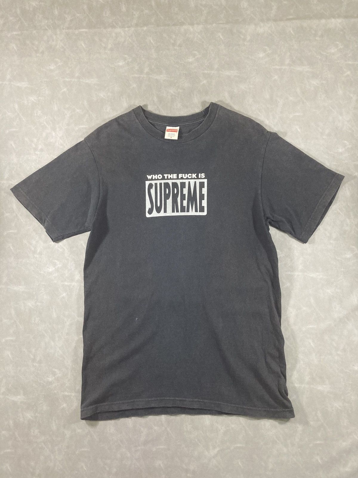 Supreme WHO THE FUCK IS SUPREME Size US S / EU 44-46 / 1 - 1 Thumbnail