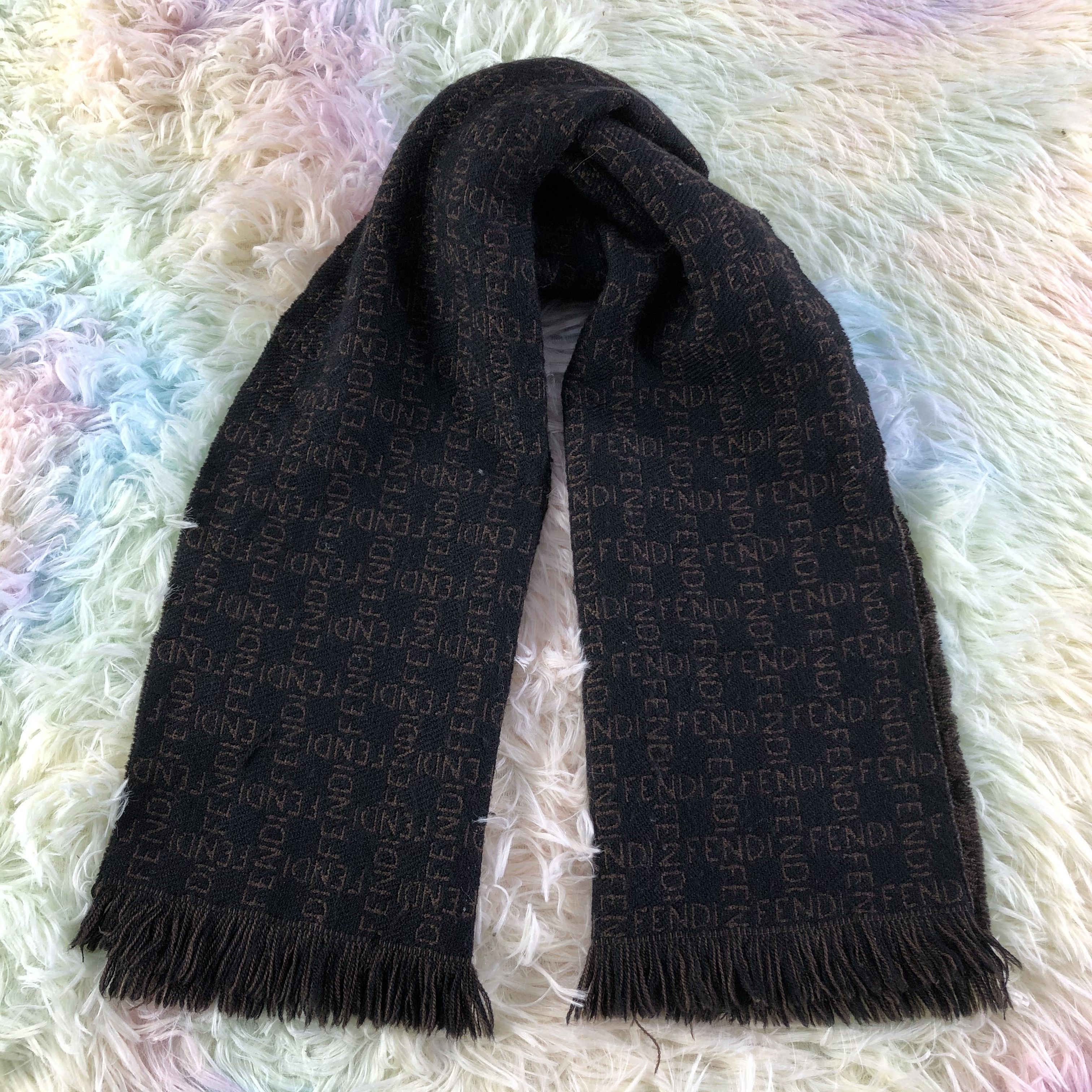 Vintage Fendi Scarf / Muffler / Neckwear Size ONE SIZE - 1 Thumbnail
