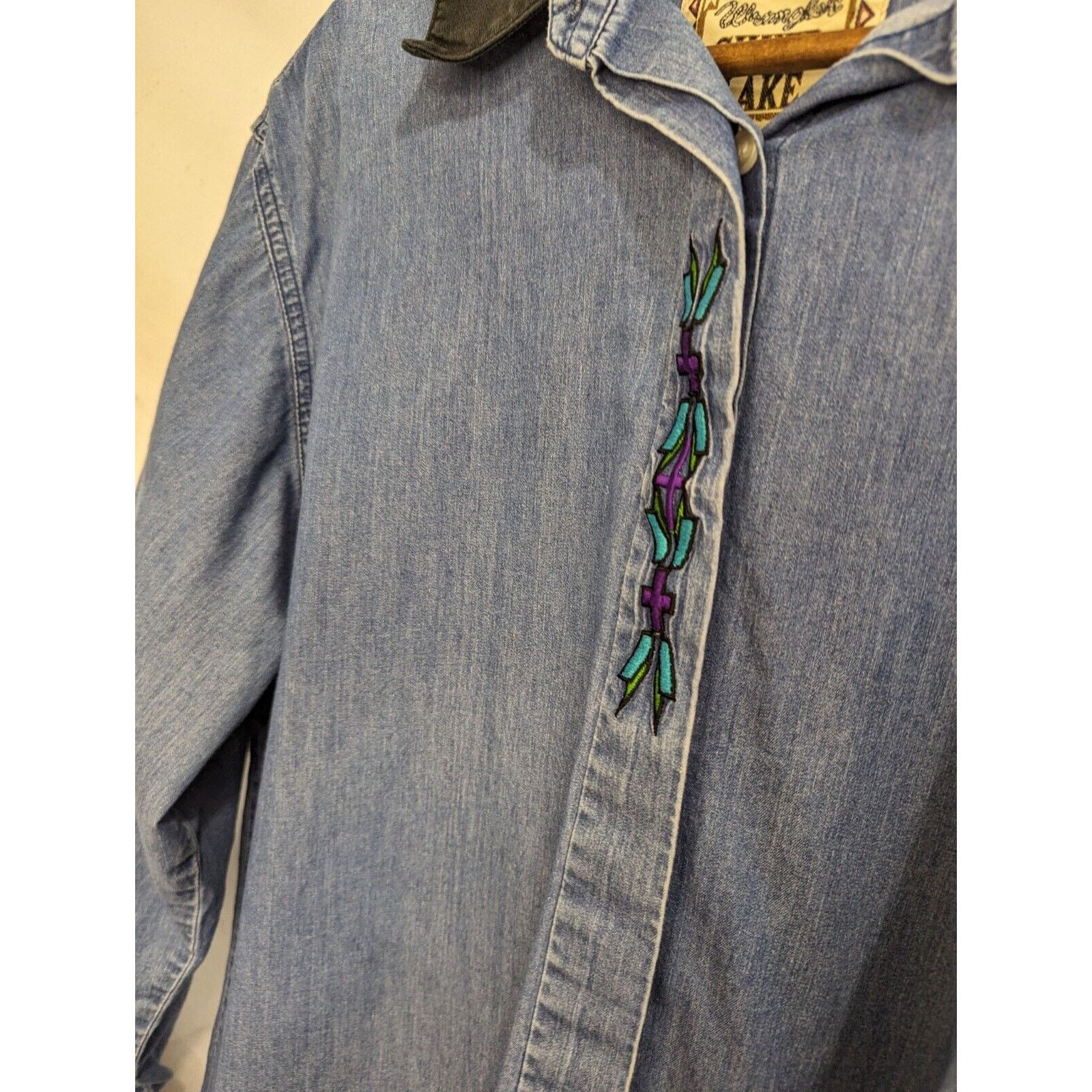 Wrangler Vintage Wrangler Shirt Women XL 90s Embroidered Chambray Size XL / US 12-14 / IT 48-50 - 11 Thumbnail