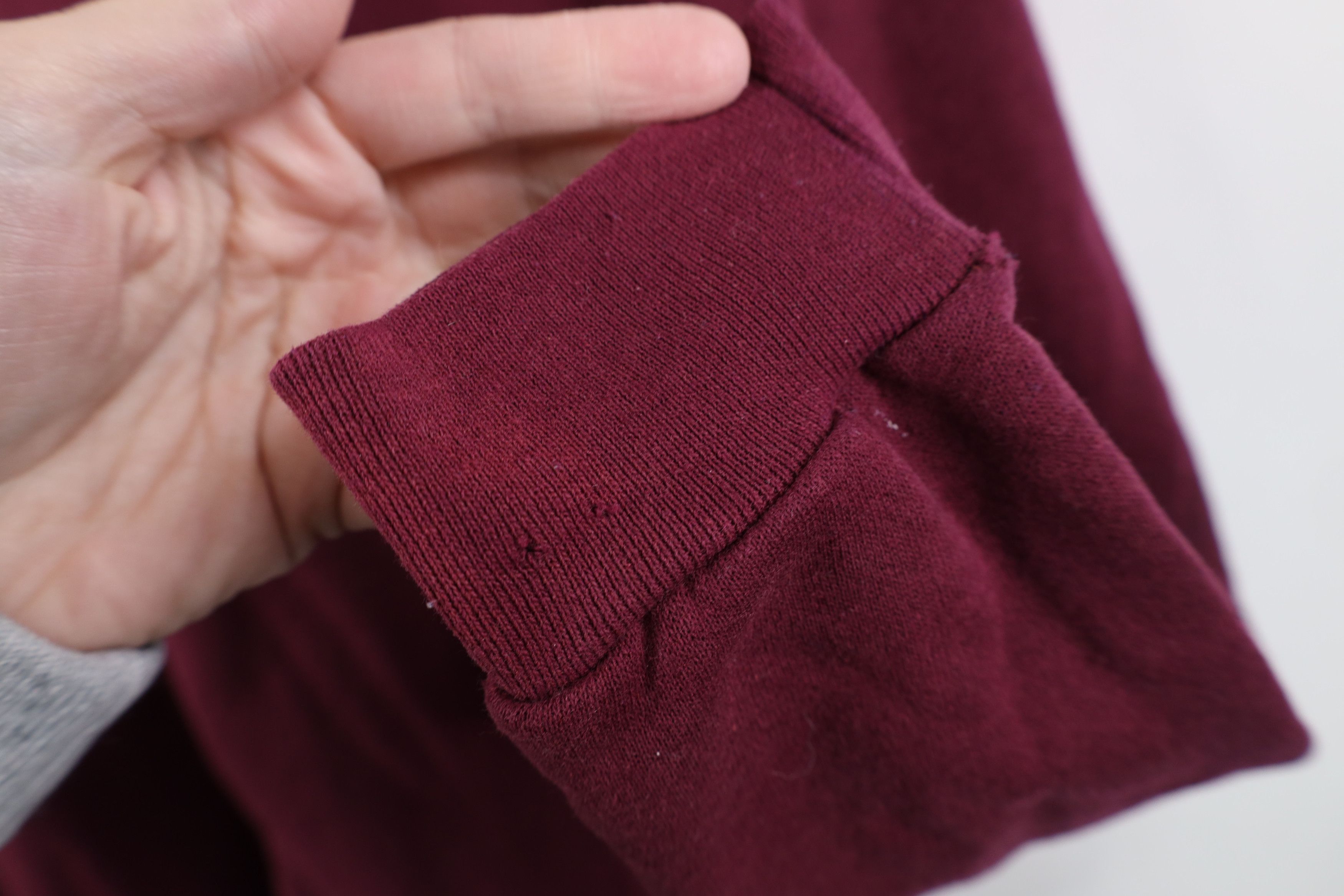 Vintage Vintage 90s Streetwear Crewneck Sweatshirt Burgundy USA Size US XL / EU 56 / 4 - 8 Thumbnail