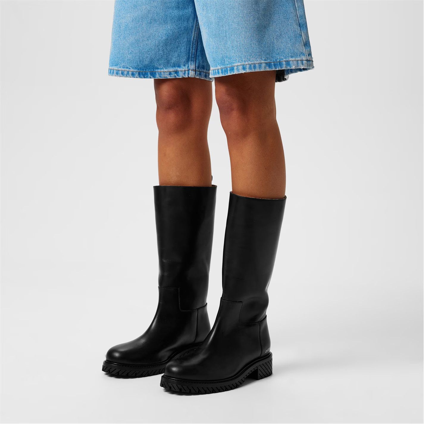 Off-White o1g2r1mq0125 Boots in Black Size US 7 / IT 37 - 2 Thumbnail