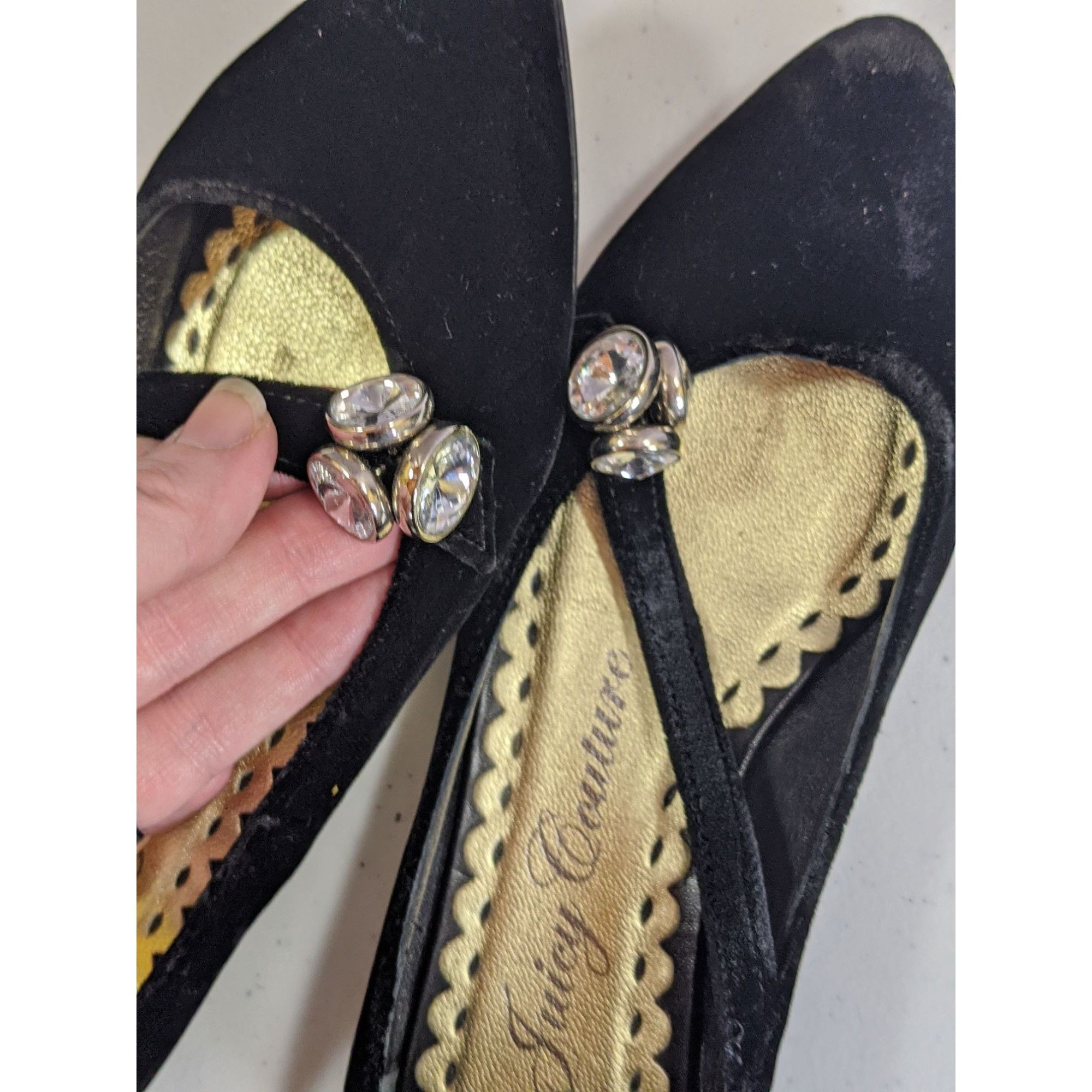 Juicy Couture Juicy Couture Black Velvet Rhinestone Embellished Flats Size Size US 6.5 / IT 36.5 - 2 Thumbnail