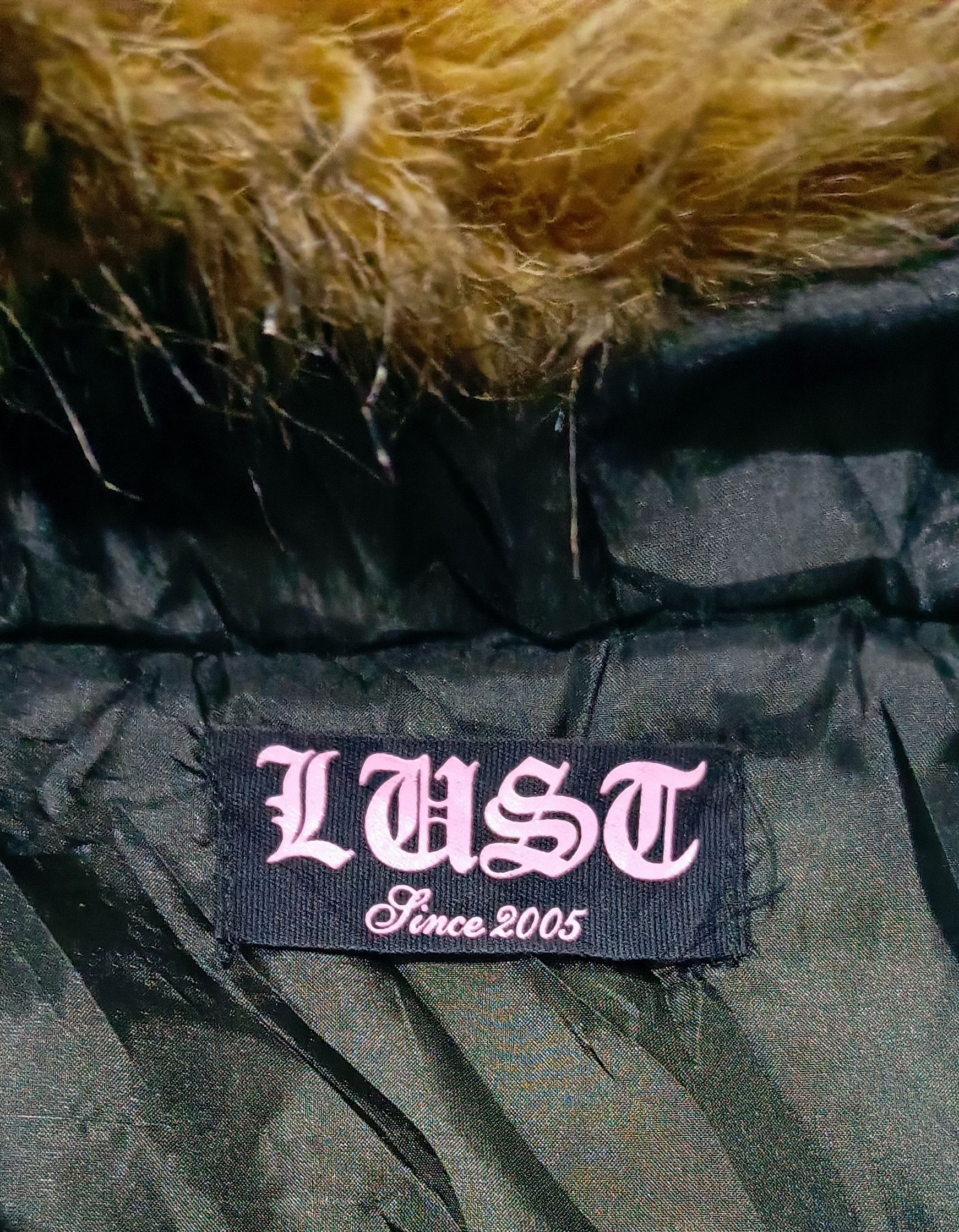 Beauty Beast 2005 Lust Racing Full Of Embroidery Fur Puffer Jacket Size S / US 4 / IT 40 - 9 Thumbnail