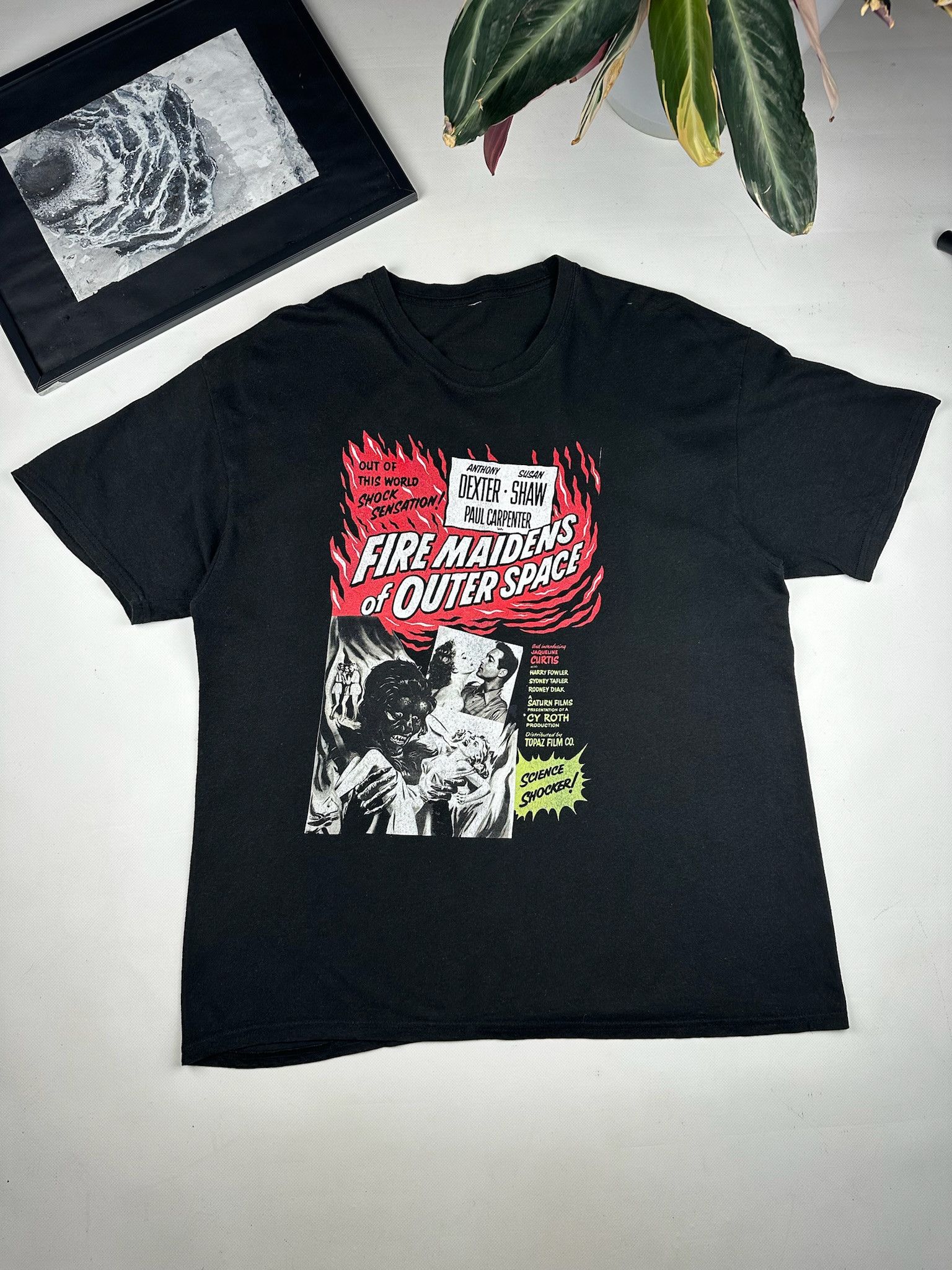 Vintage Fire Maidens Space T-Shirt Aliens Sci Fi Movie Horror Size US XL / EU 56 / 4 - 1 Thumbnail