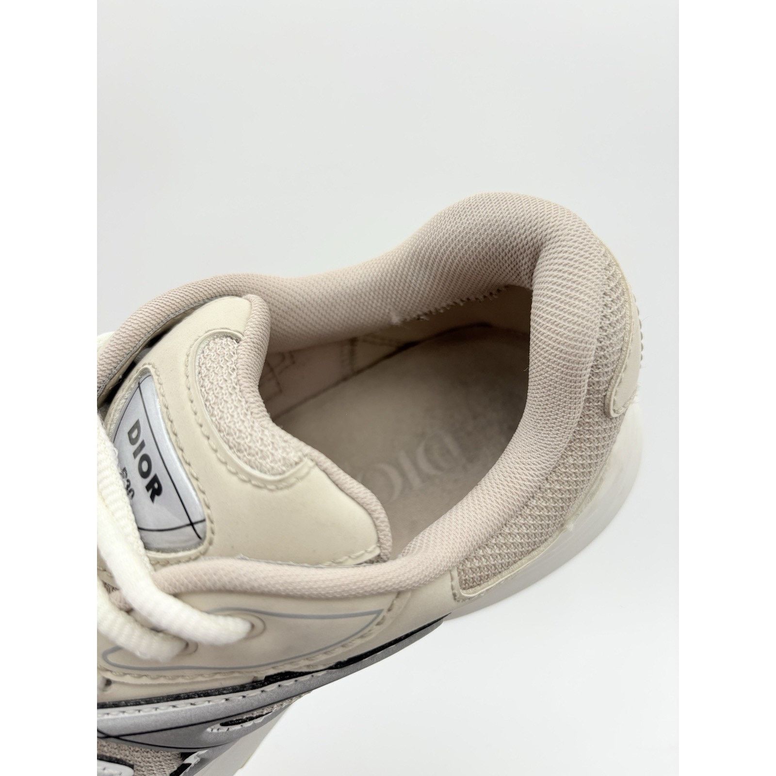 Dior Dior B30 Reflective Sneaker ' Tan White ' | GREAT CONDITION! Size US 8 / EU 41 - 6 Thumbnail