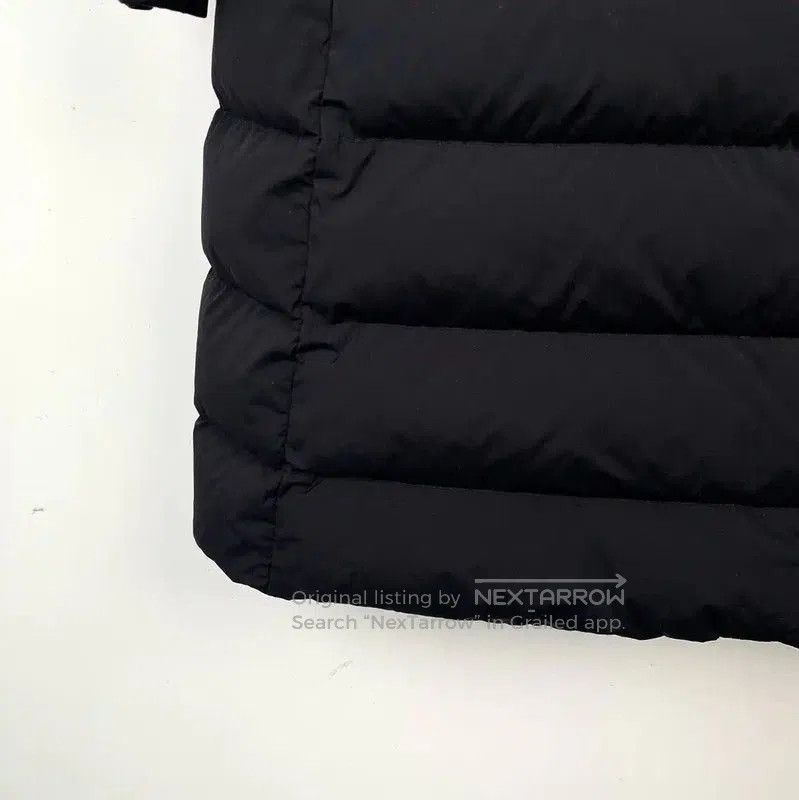 Burberry Burberry Women's Black Padded Down Coat. Size S / US 4 / IT 40 - 4 Thumbnail