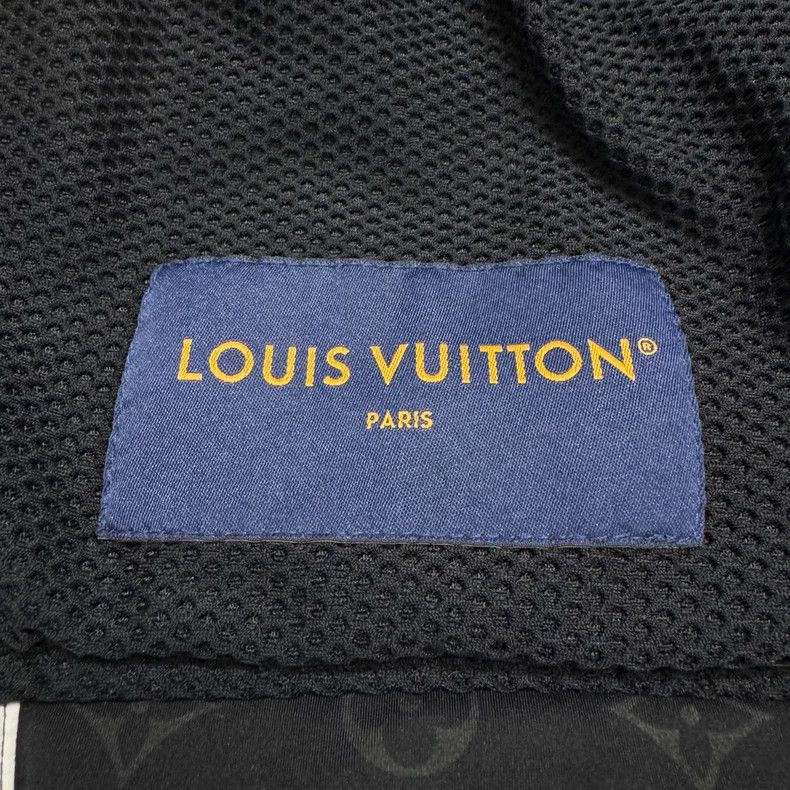Louis Vuitton Louis Vuitton size 60 Color-block logo print ski jacket 250 Size US M / EU 48-50 / 2 - 3 Thumbnail