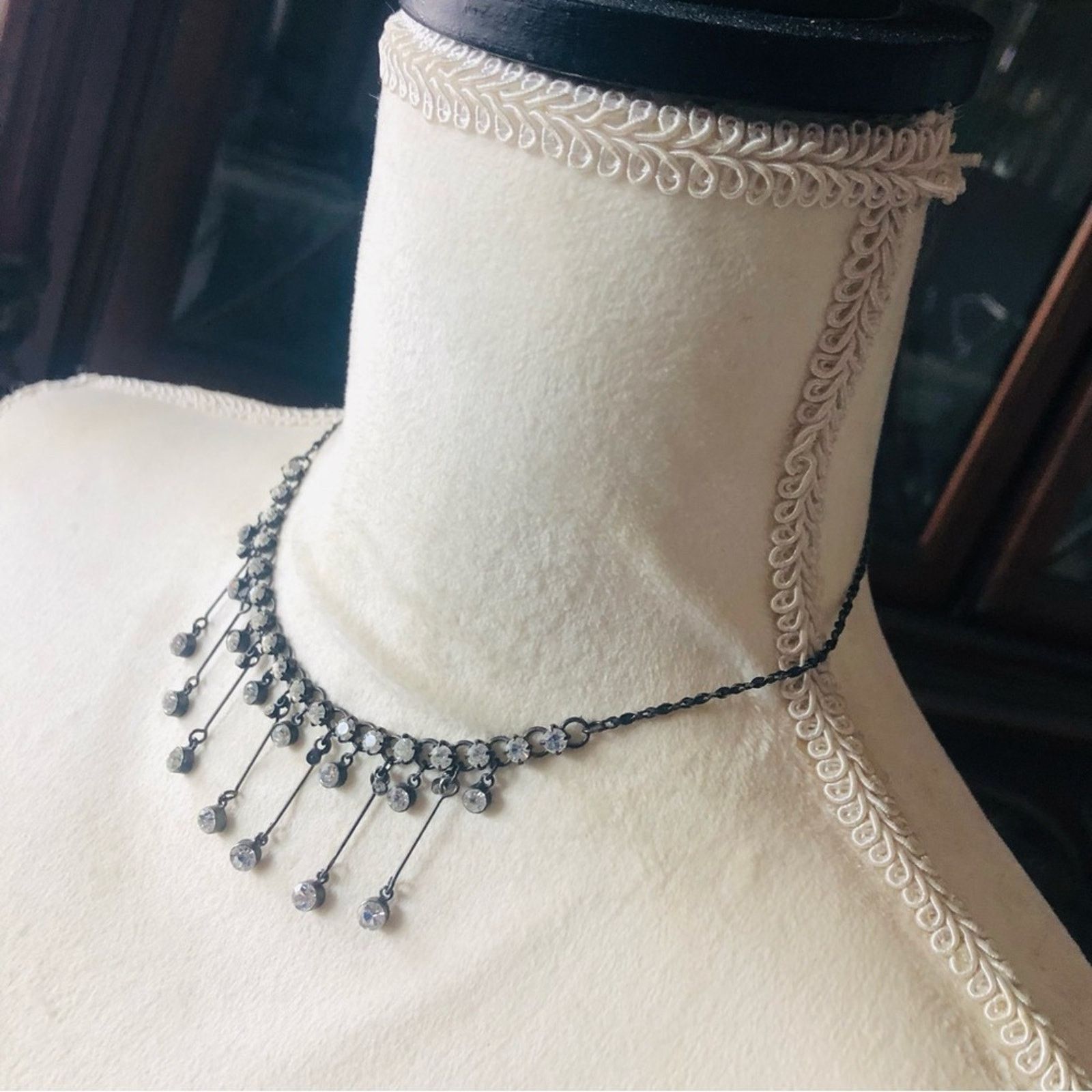 Vintage Vintage 90s elegant dangle clear stone chrome necklace Size ONE SIZE - 3 Thumbnail