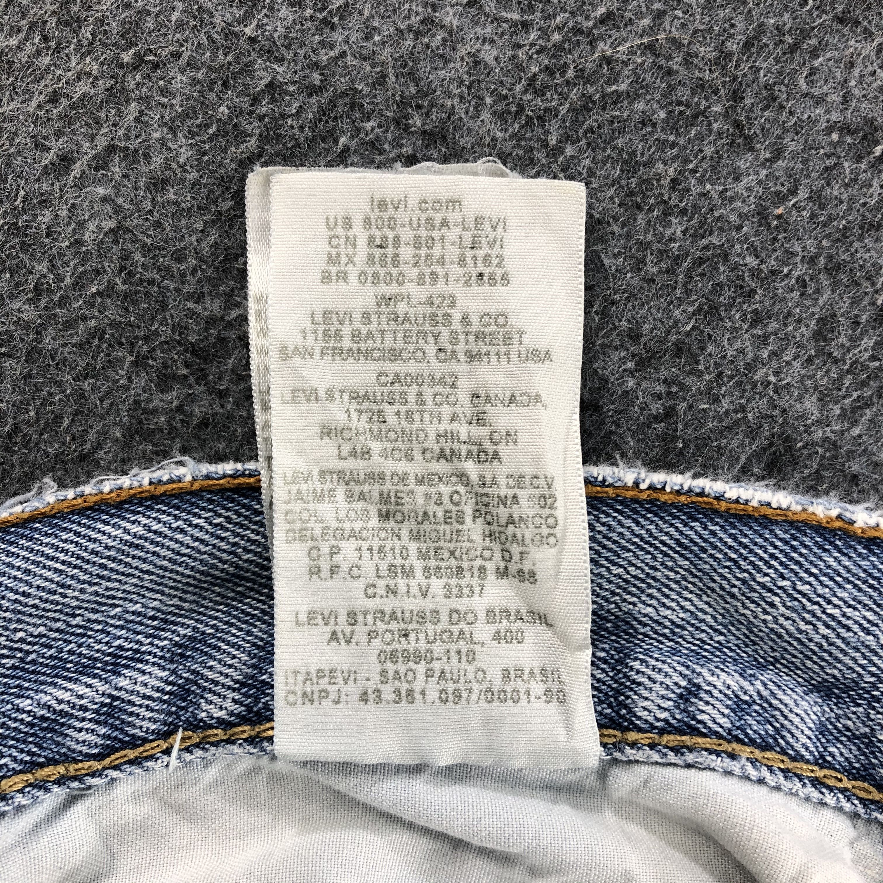 Levi's Vintage 90s Light Wash Levis 550 Jeans-J1227 Size US 42 / EU 58 - 14 Thumbnail