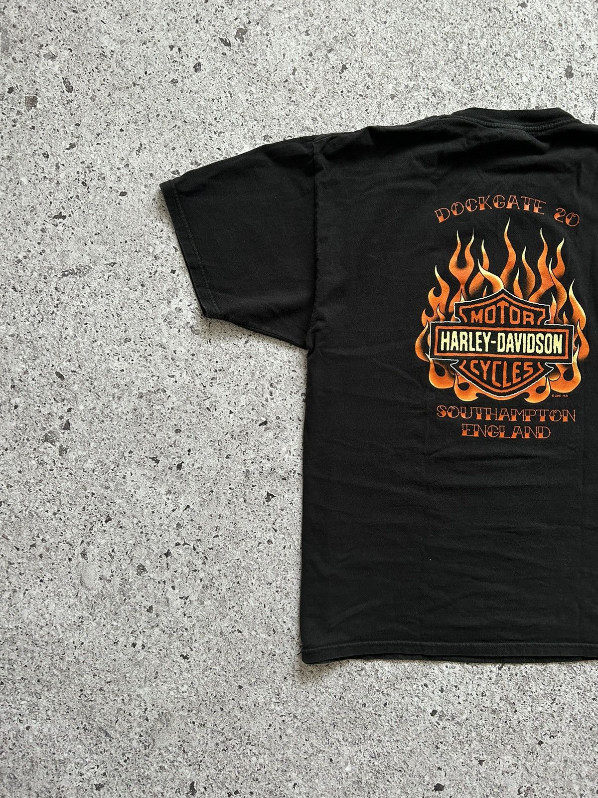 Band Tees × Harley Davidson × Vintage Vintage Harley Davidson Dockgate Southampton T-Shirt 2007 Size US XL / EU 56 / 4 - 4 Thumbnail