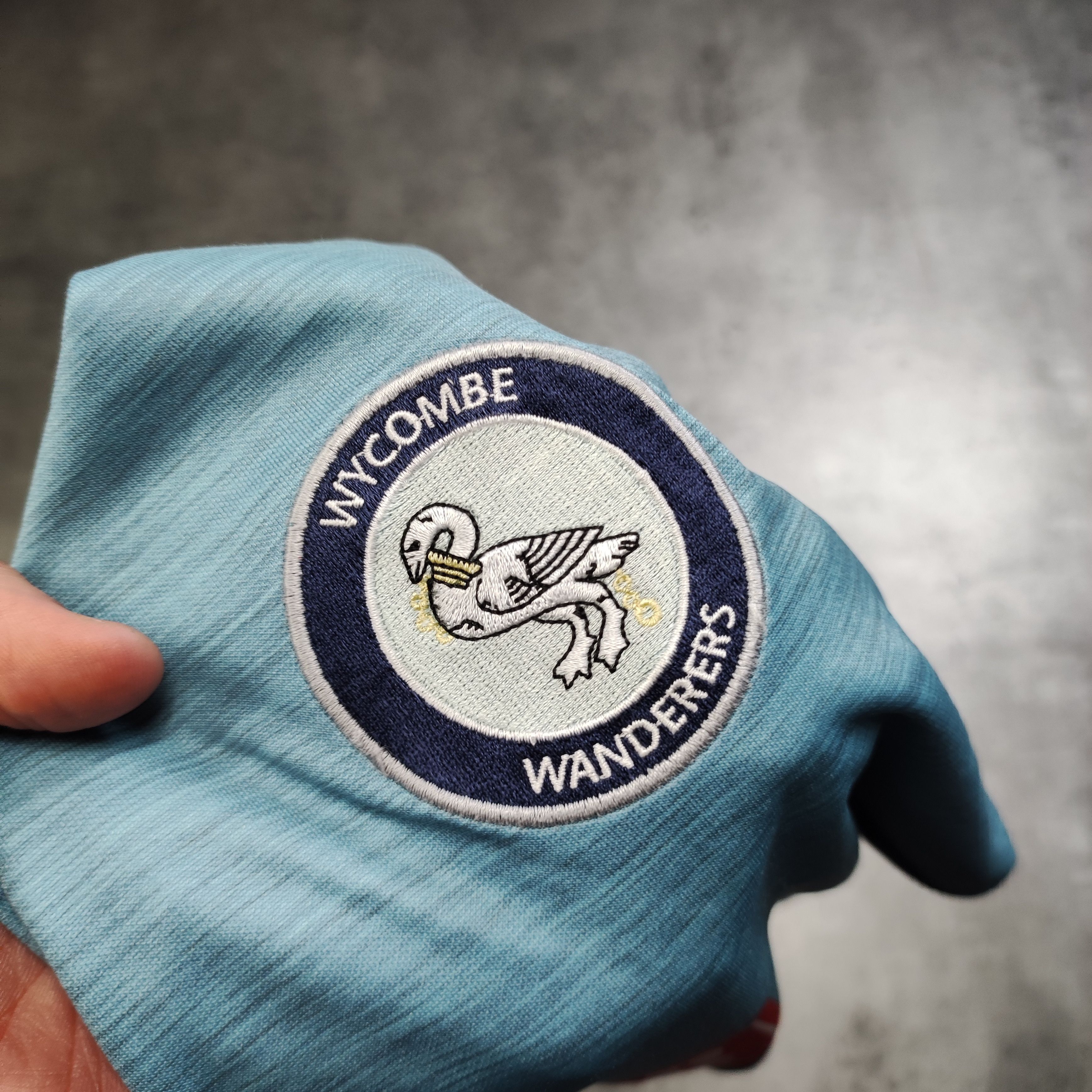 Vintage RARE Football Soccer Englisch League Wycombe Wanderers Kit Size US L / EU 52-54 / 3 - 5 Thumbnail