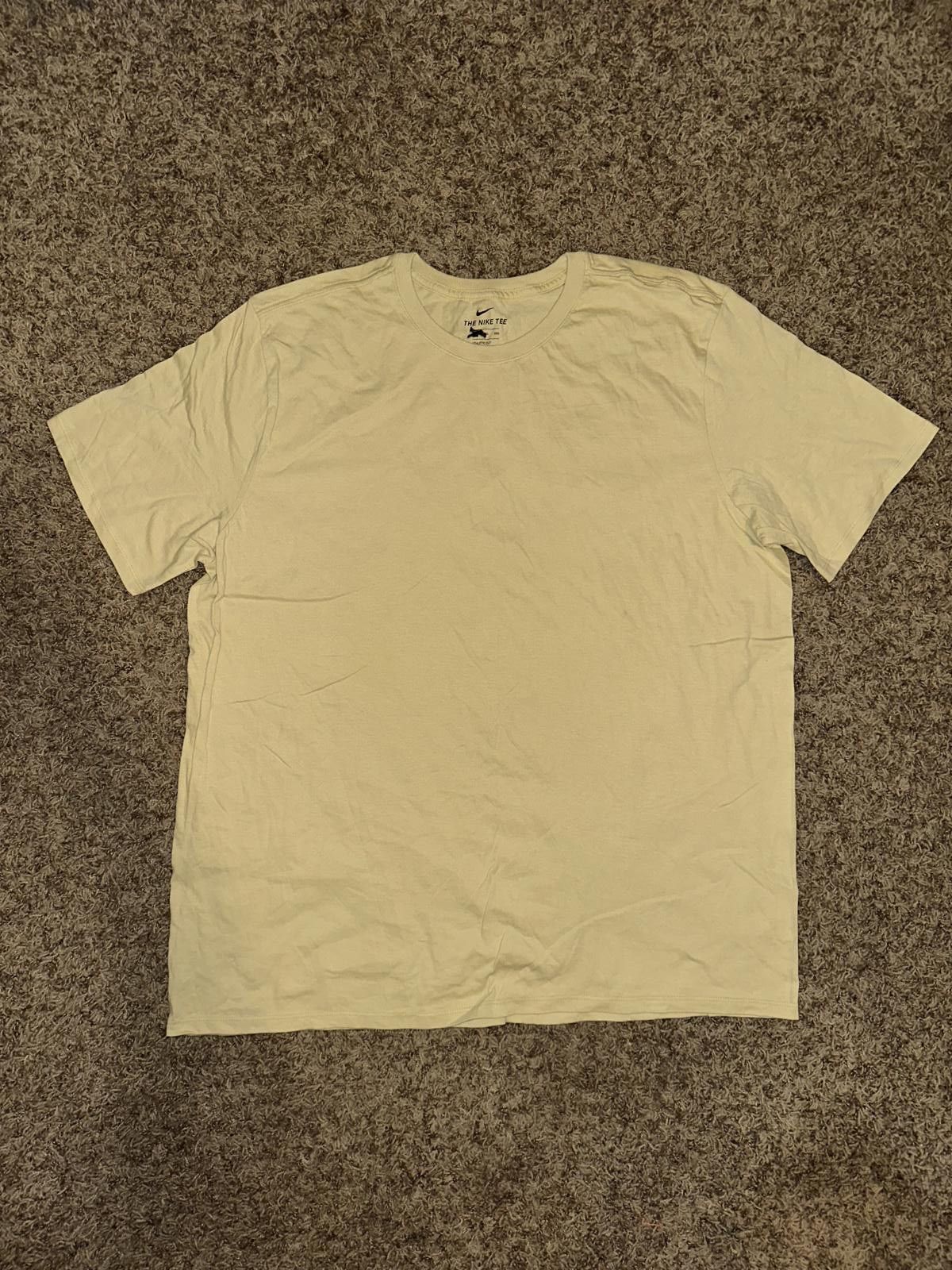 Nike Nike Men's The Nike Tee Blank Mustard Yellow Athletic Cut Short Sleeve T-Shirt Size US XXL / EU 58 / 5 - 1 Thumbnail