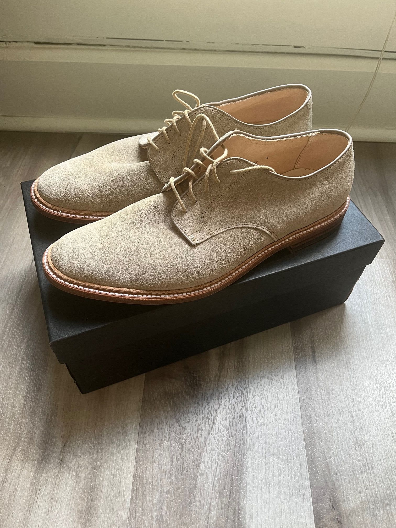 Alden X Crew Sand Suede Plain Toe Bluchers