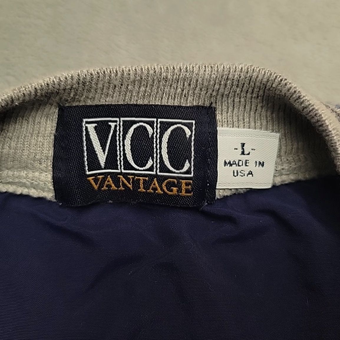 Vintage VINTAGE Rocky Mountain Elk Foundation Jacket Men L Blue Windbreaker RMEF Made in USA Embroidered Logo Outdoor Casual Mens Jacket Size US L / EU 52-54 / 3 - 5 Thumbnail
