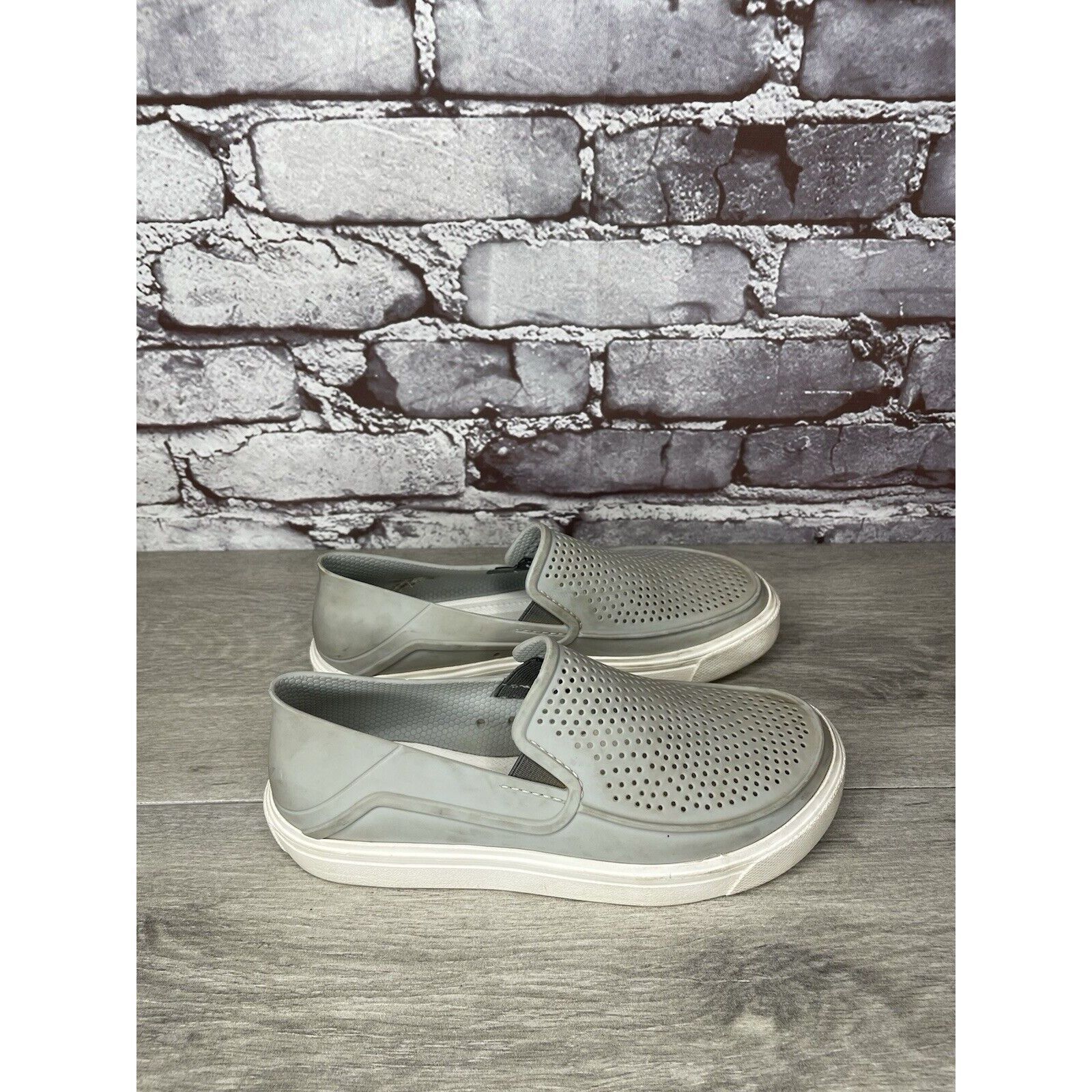 Crocs Crocs Iconic Comfort Citilane Roka Gray Perforated Loafers S Size US 5.5 / IT 35.5 - 7 Thumbnail