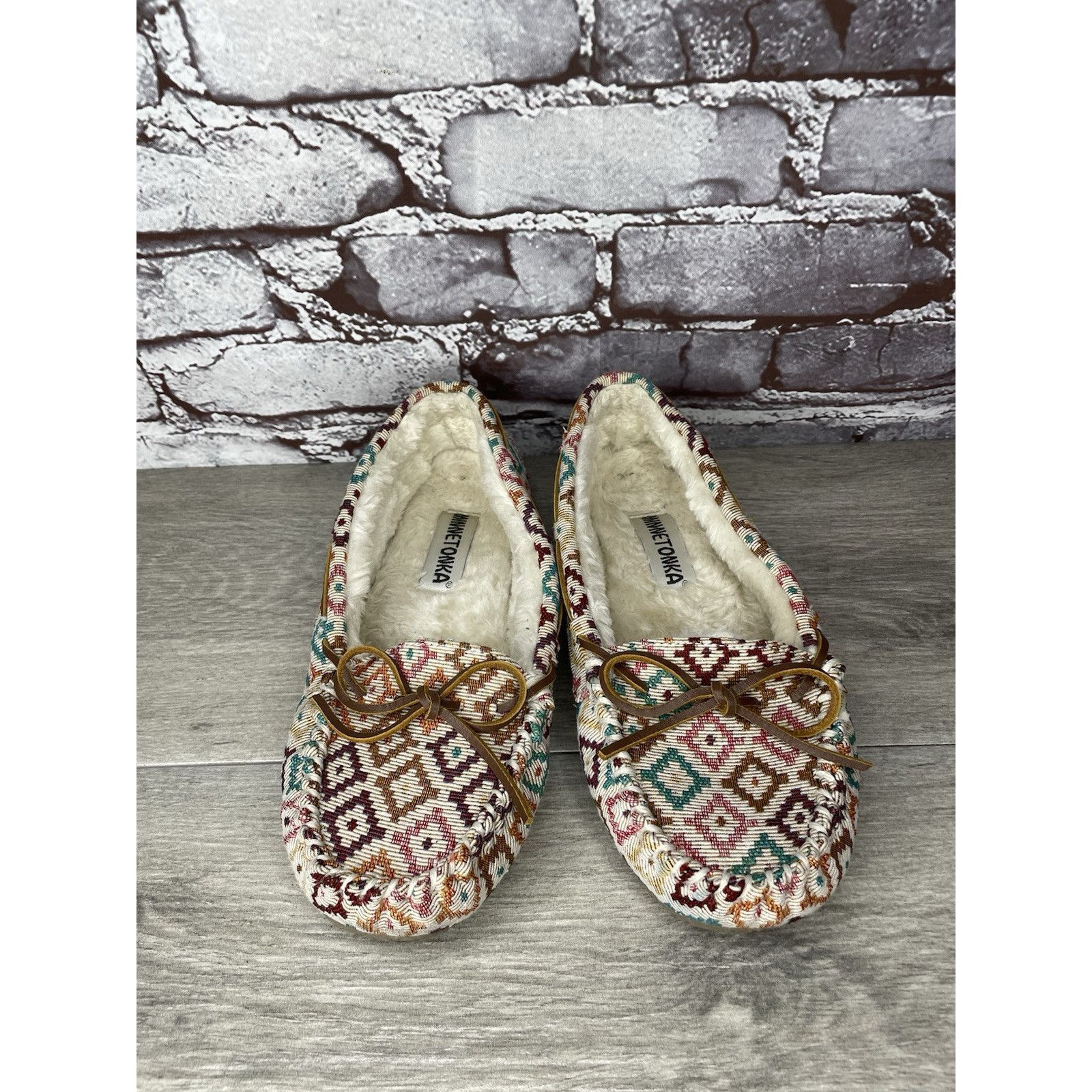 Minnetonka Minnetonka Sally Moccasins Cream Aztec Southwest Faux Fur Li Size US 10 / IT 40 - 5 Thumbnail