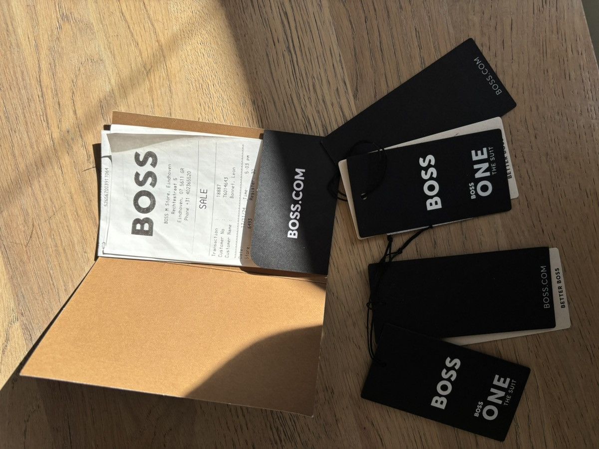 Hugo Boss Boss suit worn one time, blazer and trouser Size 46R - 11 Thumbnail