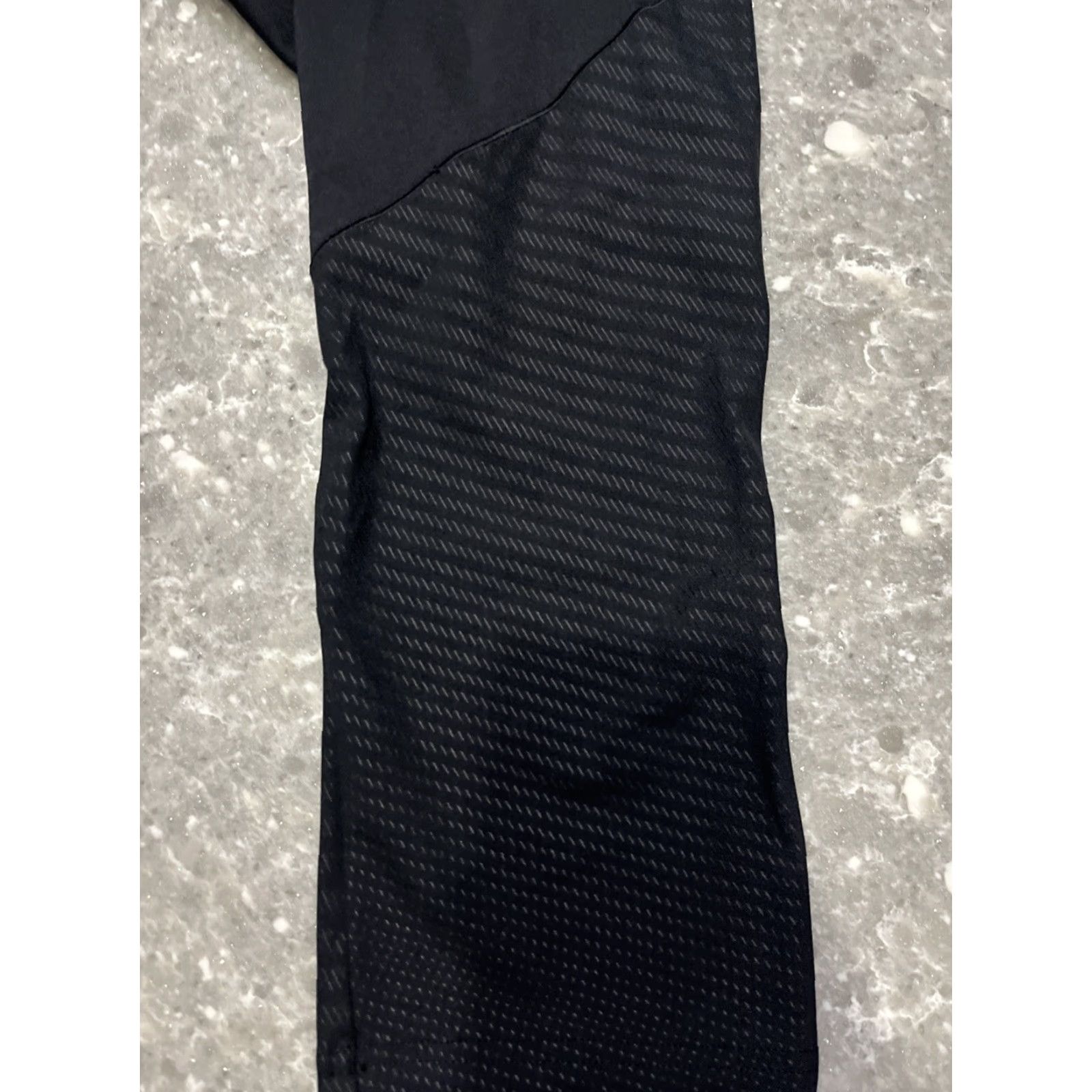 Adidas NWT Adidas ASK TEC TIG 34 2XL Crop Compression Leggings Women Black Cropped Knit? Size 40" / US 18 - 2 Thumbnail
