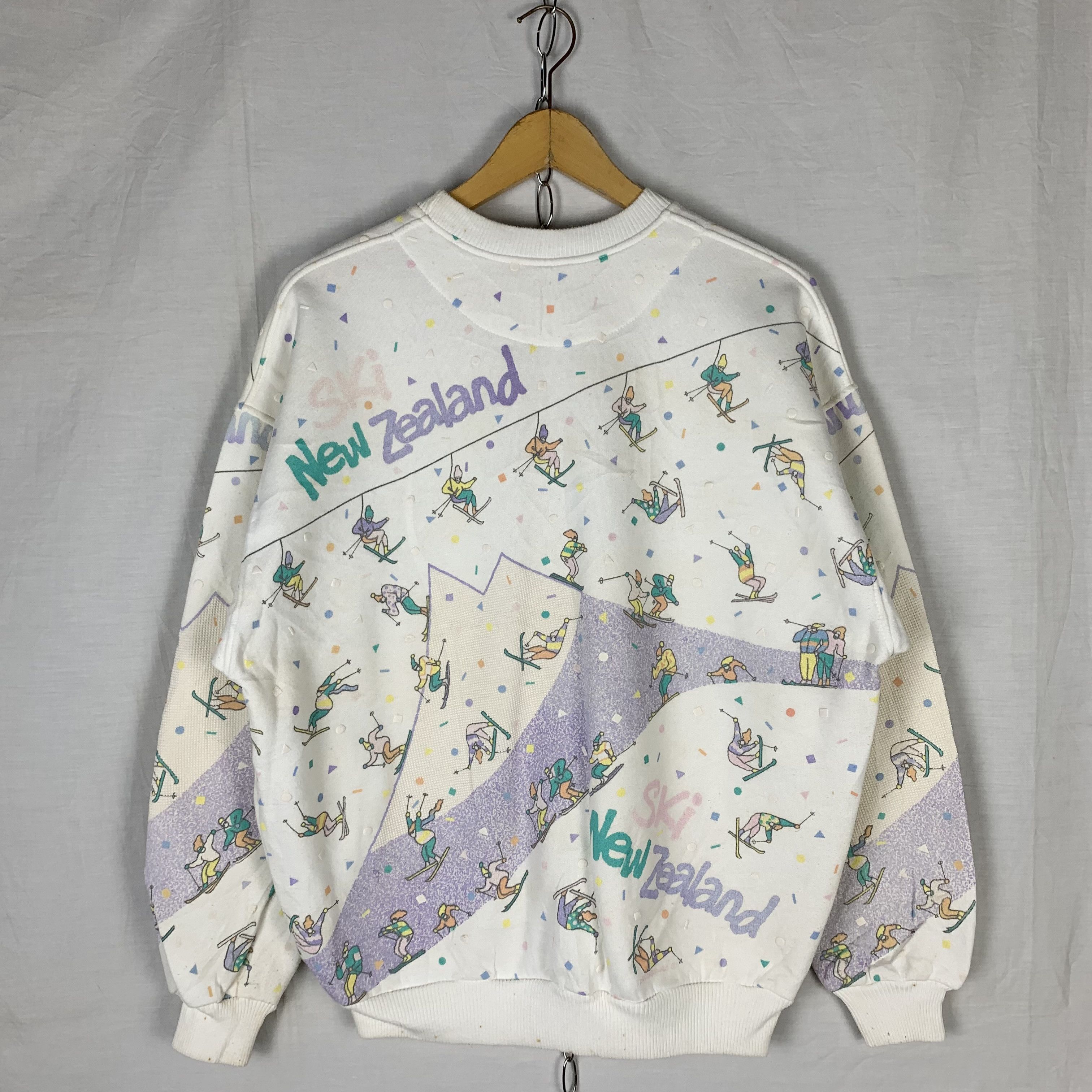 Vintage Vintage Ski New Zealand Sweatshirt Over Print Size US M / EU 48-50 / 2 - 6 Thumbnail
