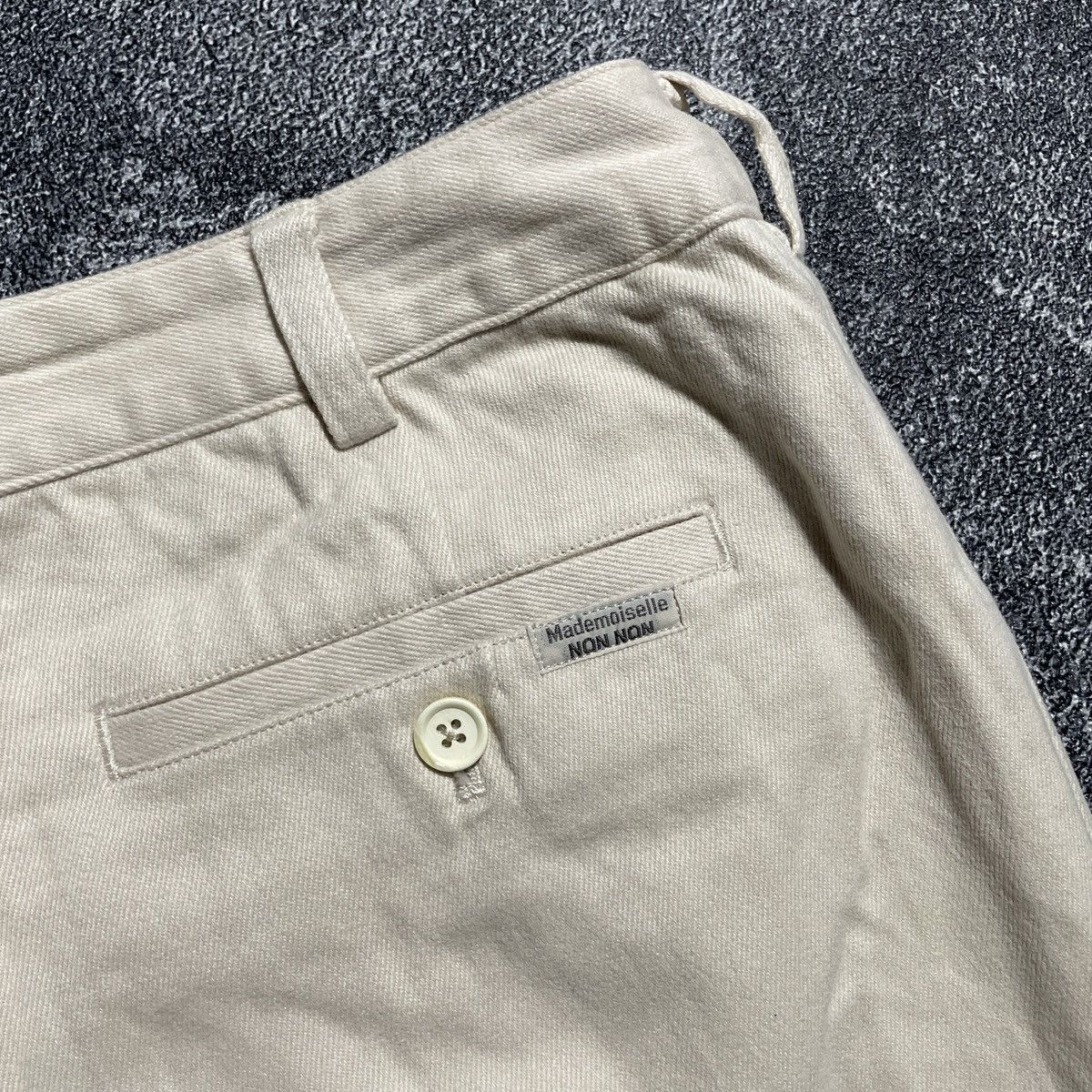 Balenciaga × Issey Miyake × Mademoiselle Non Non Vintage Mademoisele Non Non Cream Relaxed Pants Size US 30 / EU 46 - 7 Thumbnail