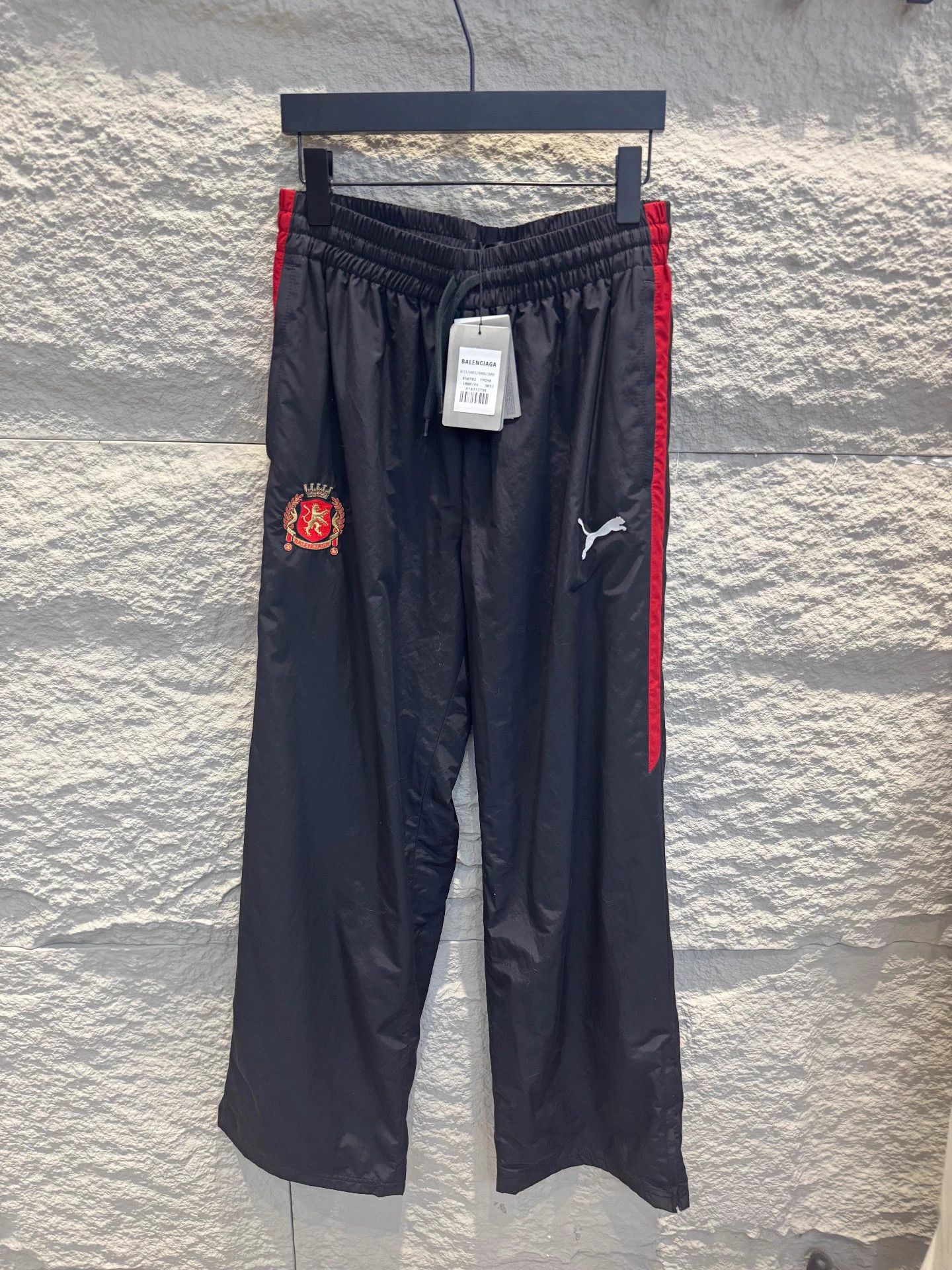 Balenciaga Balenciaga x Puma Black Red Colorblock Track Pants Unisex Size US 28 / EU 44 - 1 Thumbnail