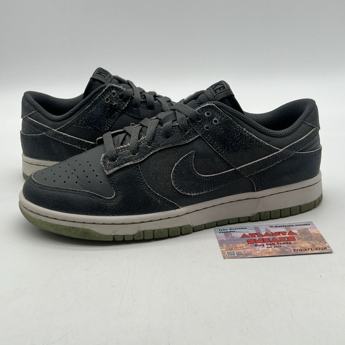 Nike dunk low Halloween cauldron