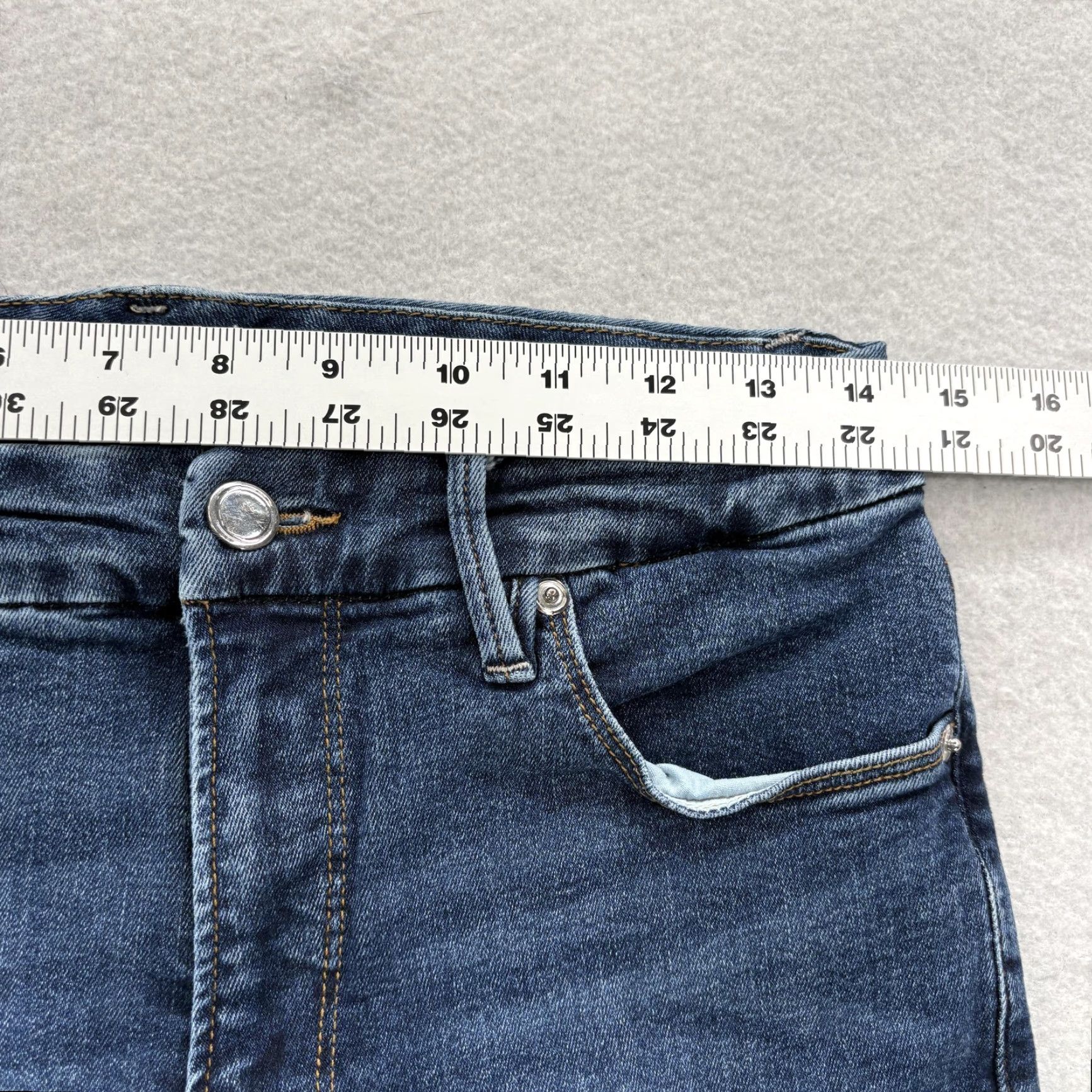 Good American Good American Jeans Womens 8 Skinny Blue Medium Wash High Rise Denim Stretch 5-Pocket Zipper Button Size 30" / US 8 / IT 44 - 6 Thumbnail